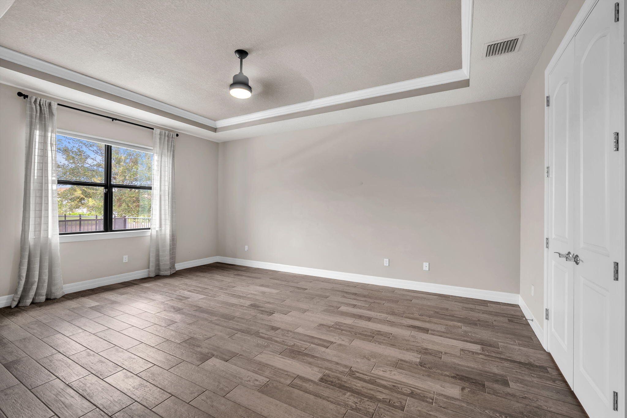 SONOMA ISLES - Residential