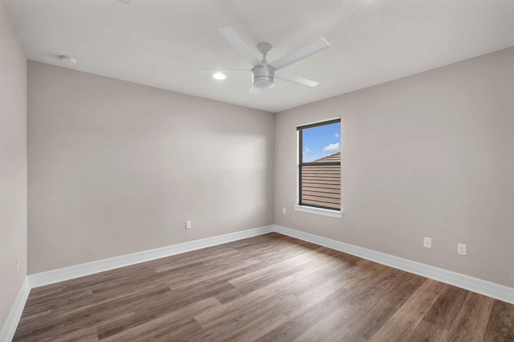 SONOMA ISLES - Residential