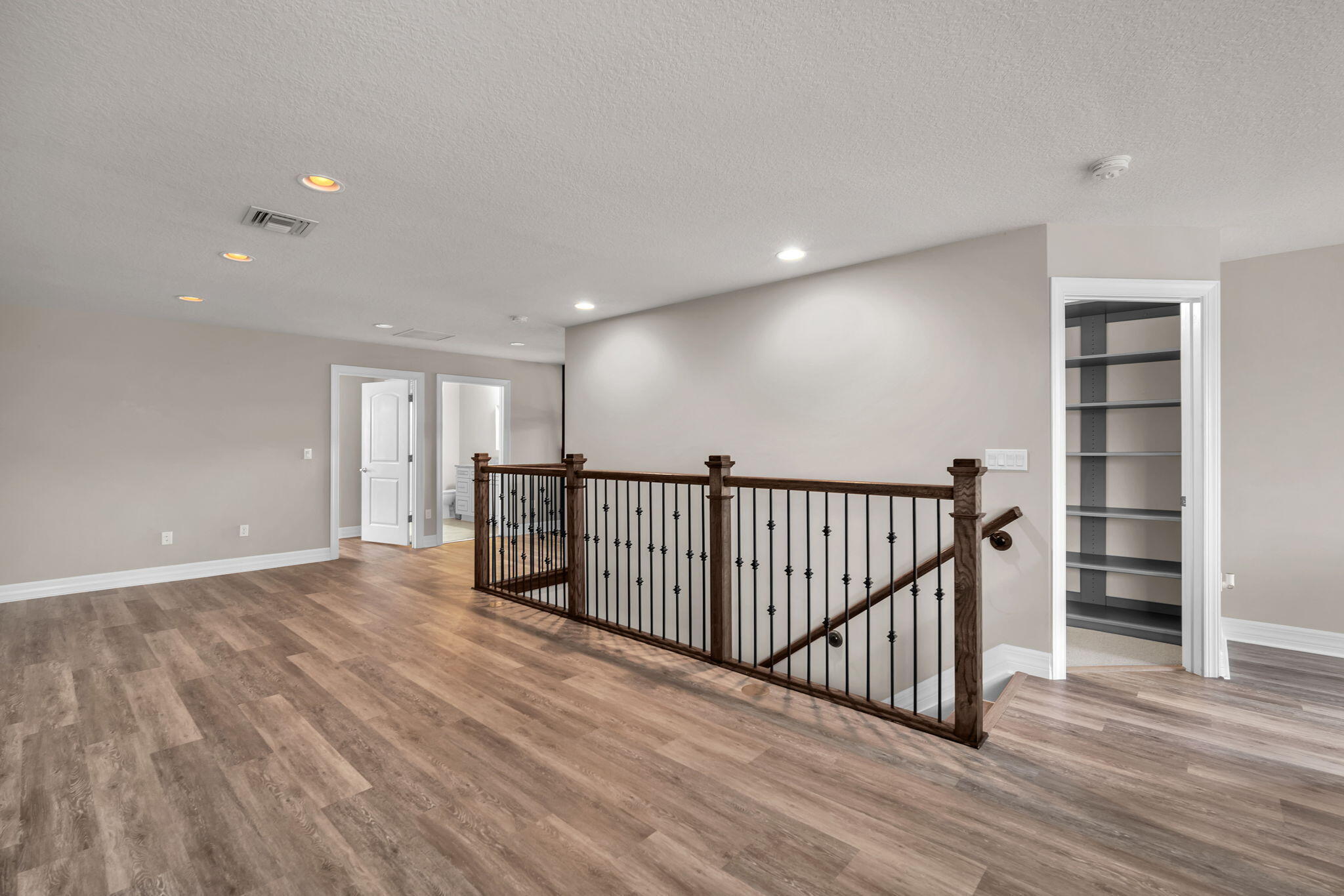 SONOMA ISLES - Residential