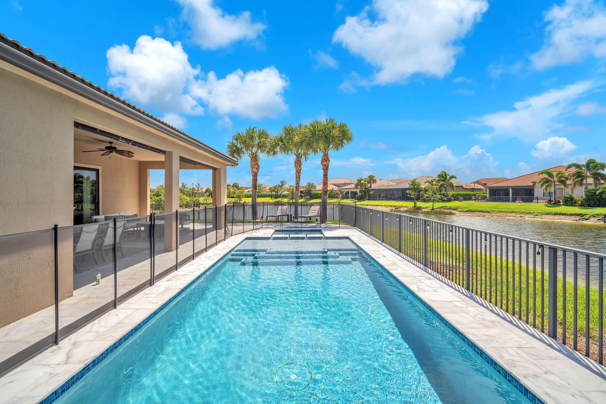 SONOMA ISLES - Residential