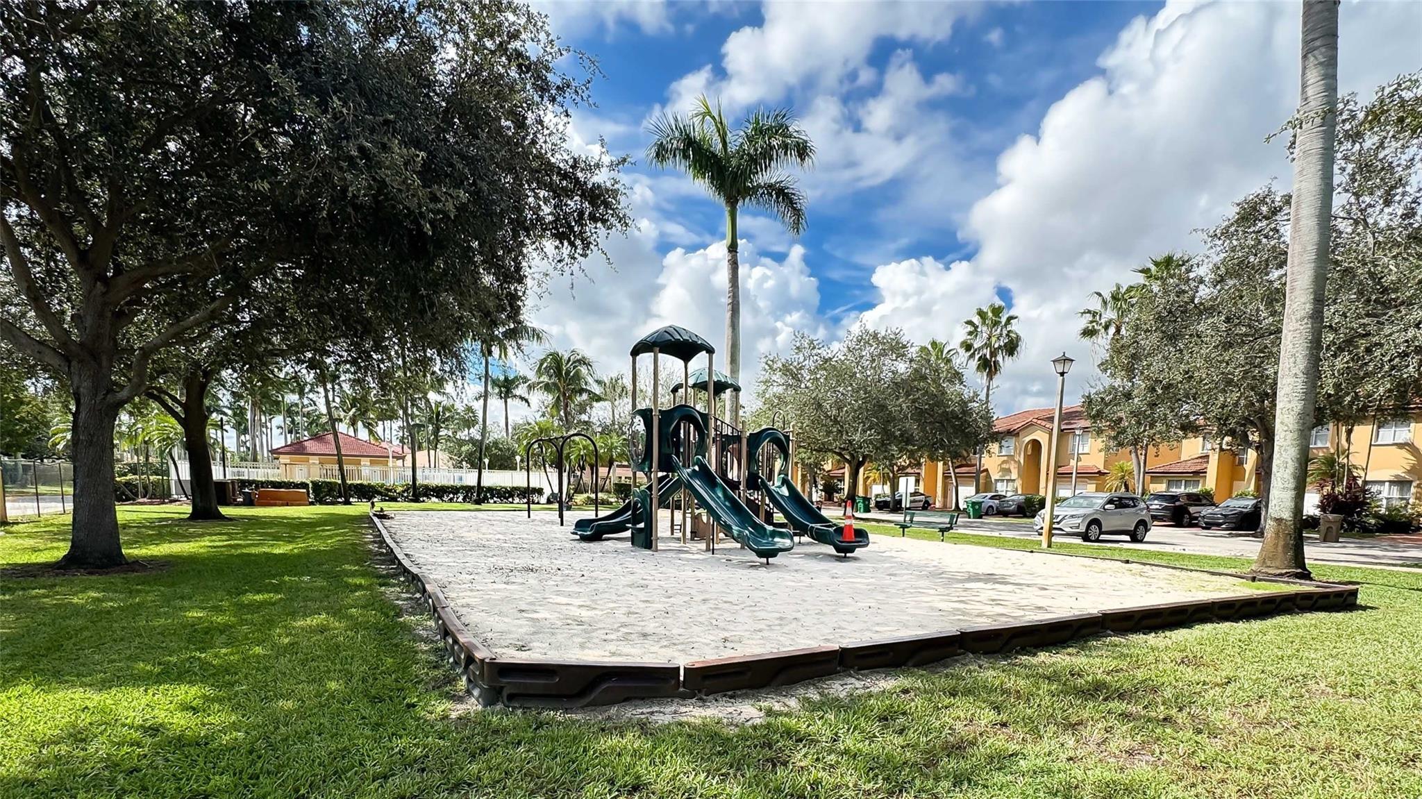 WEST PARK-WEST - Residential