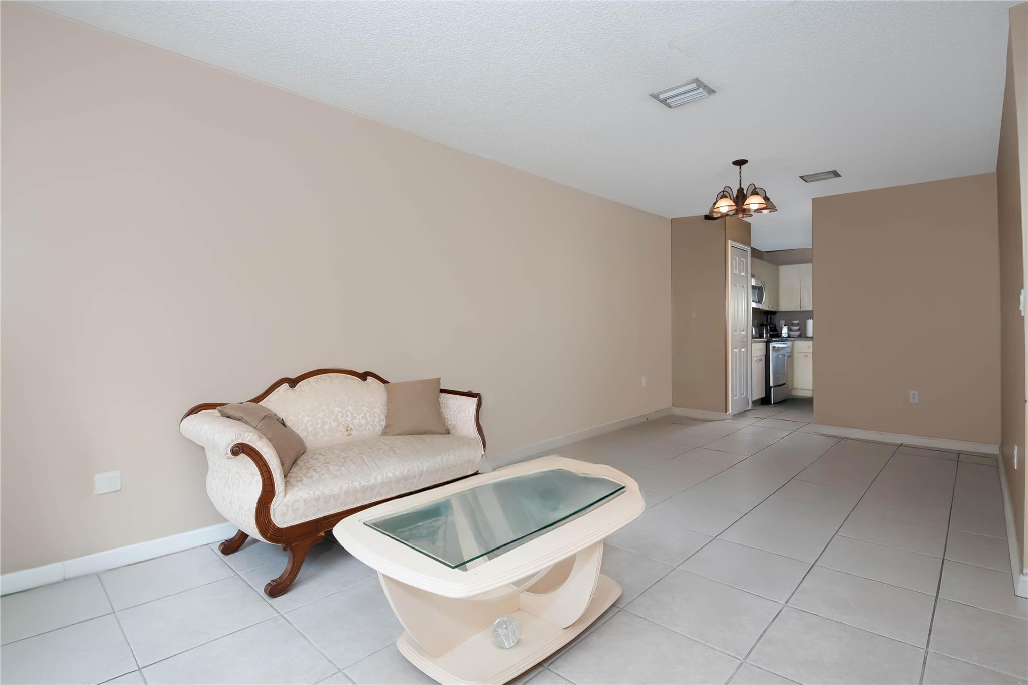 View photos, virtual tours, details... 14015 N Forest Oak Cir 14015