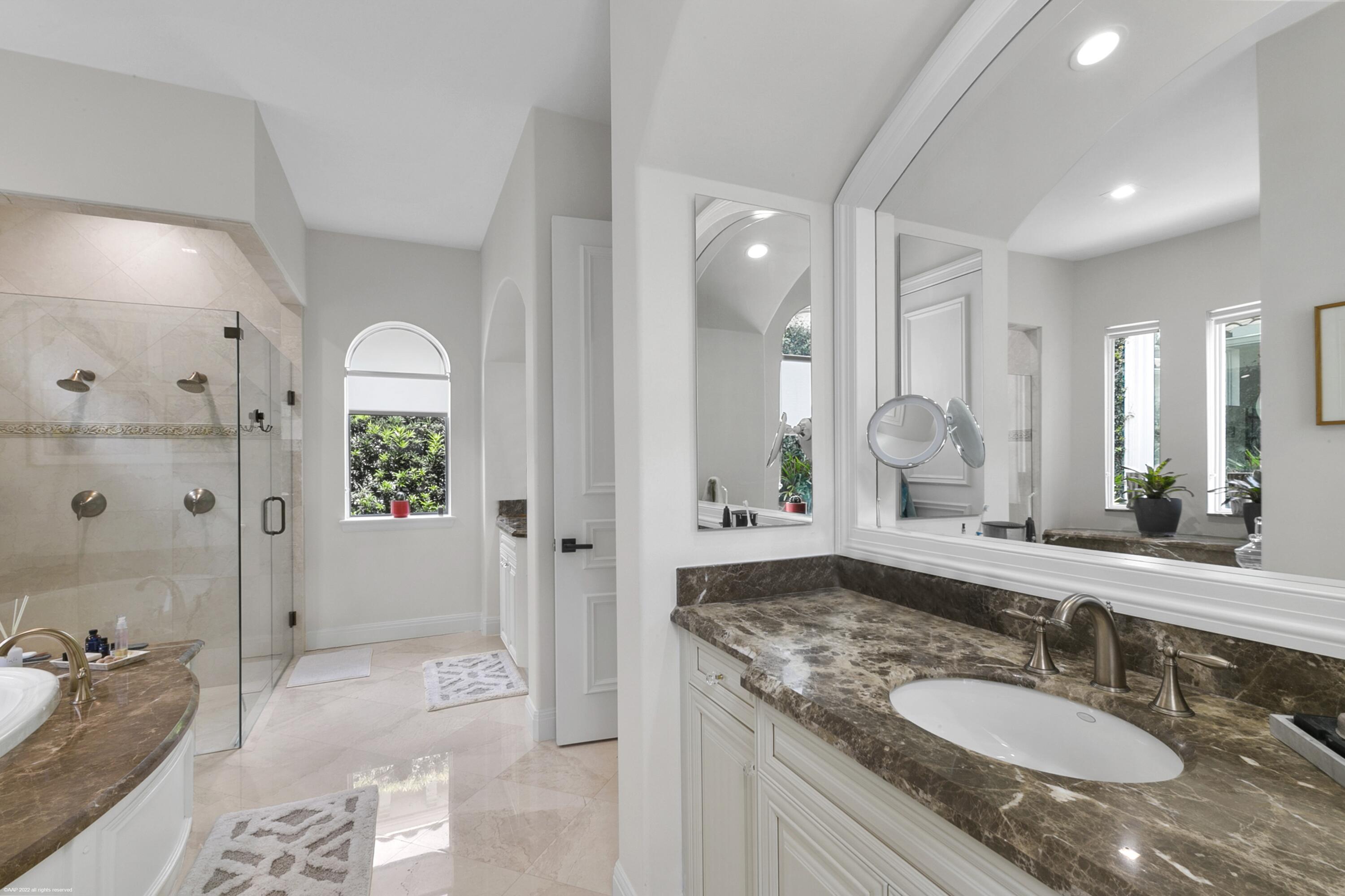 OLD PALM - Residential