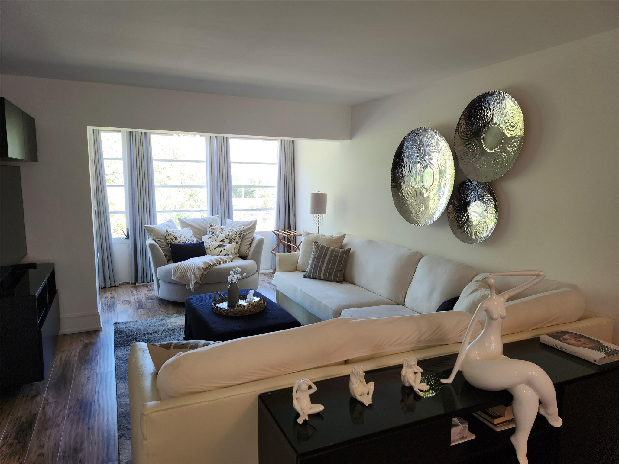 CAMBRIDGE HOUSE - Residential Lease