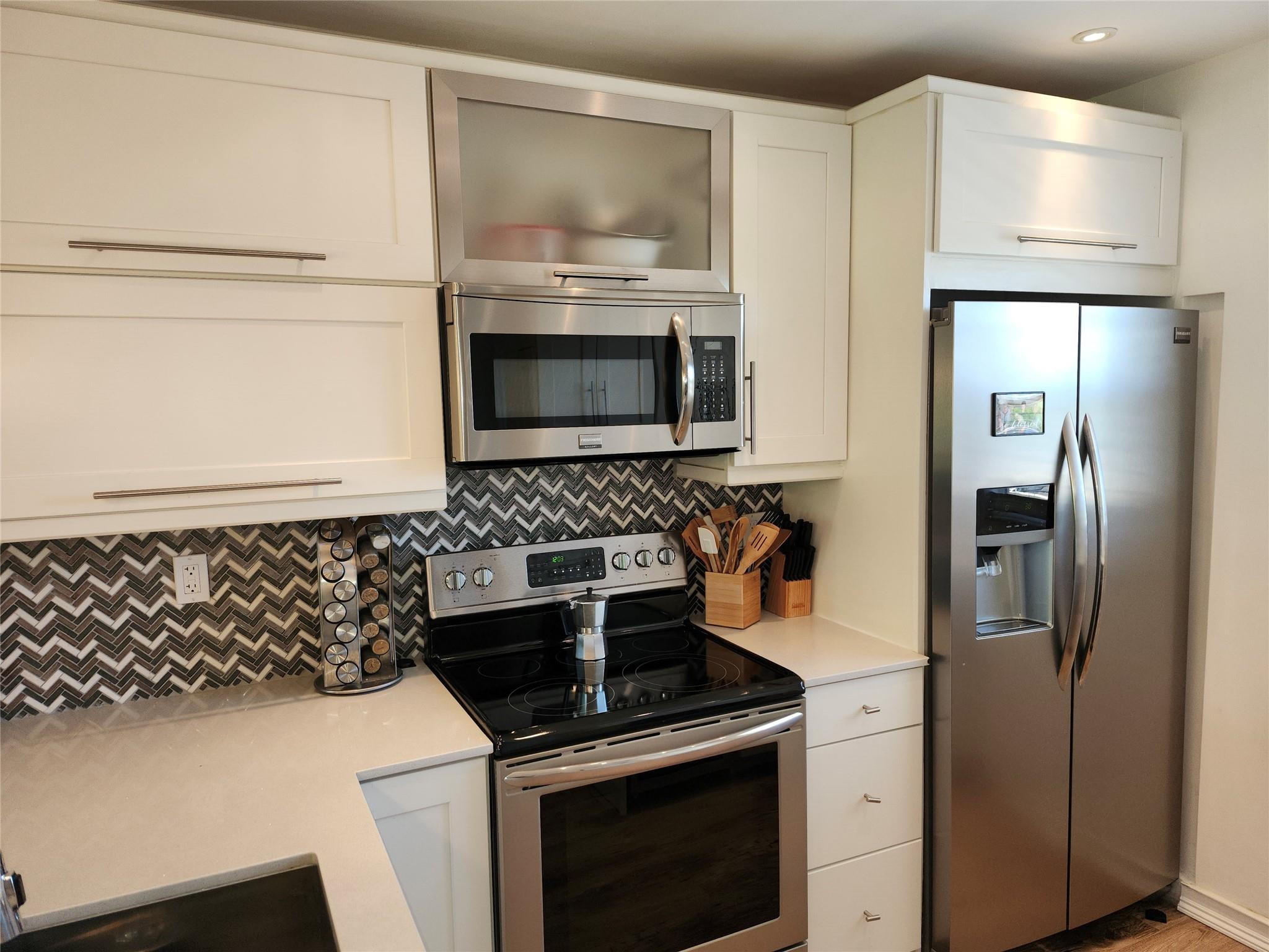 CAMBRIDGE HOUSE - Residential Lease