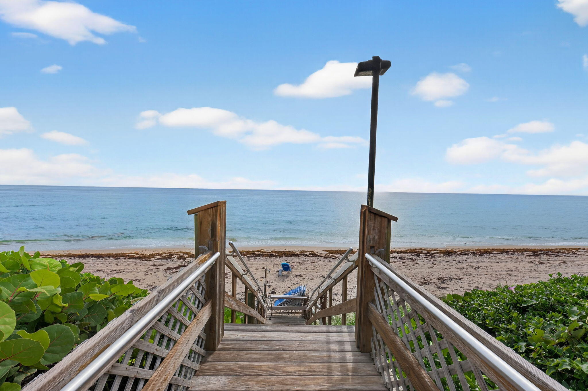 THIRTY TWO HUNDRED CONDO - Residential