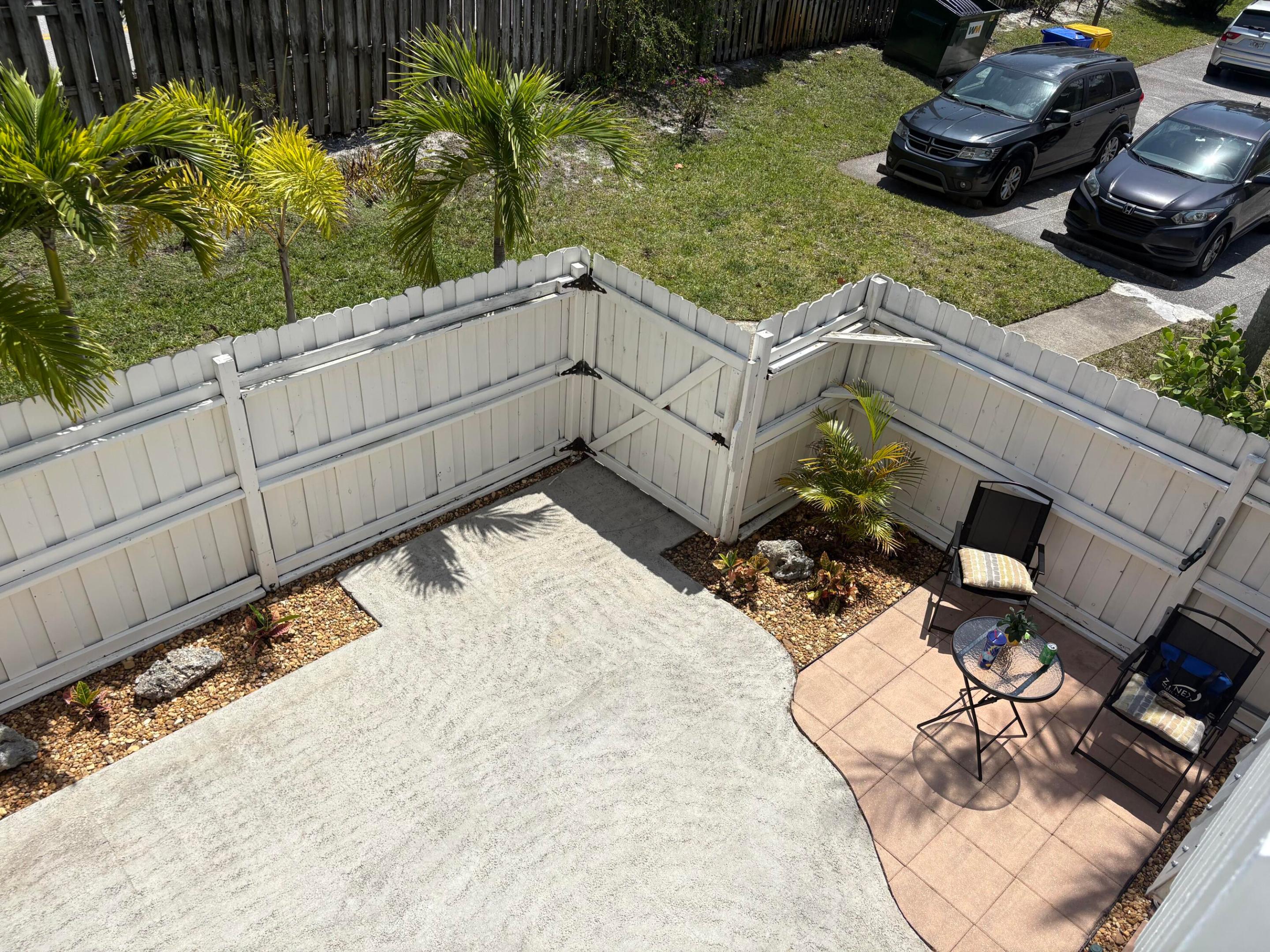 COPPOLA VILLAS - Residential Lease
