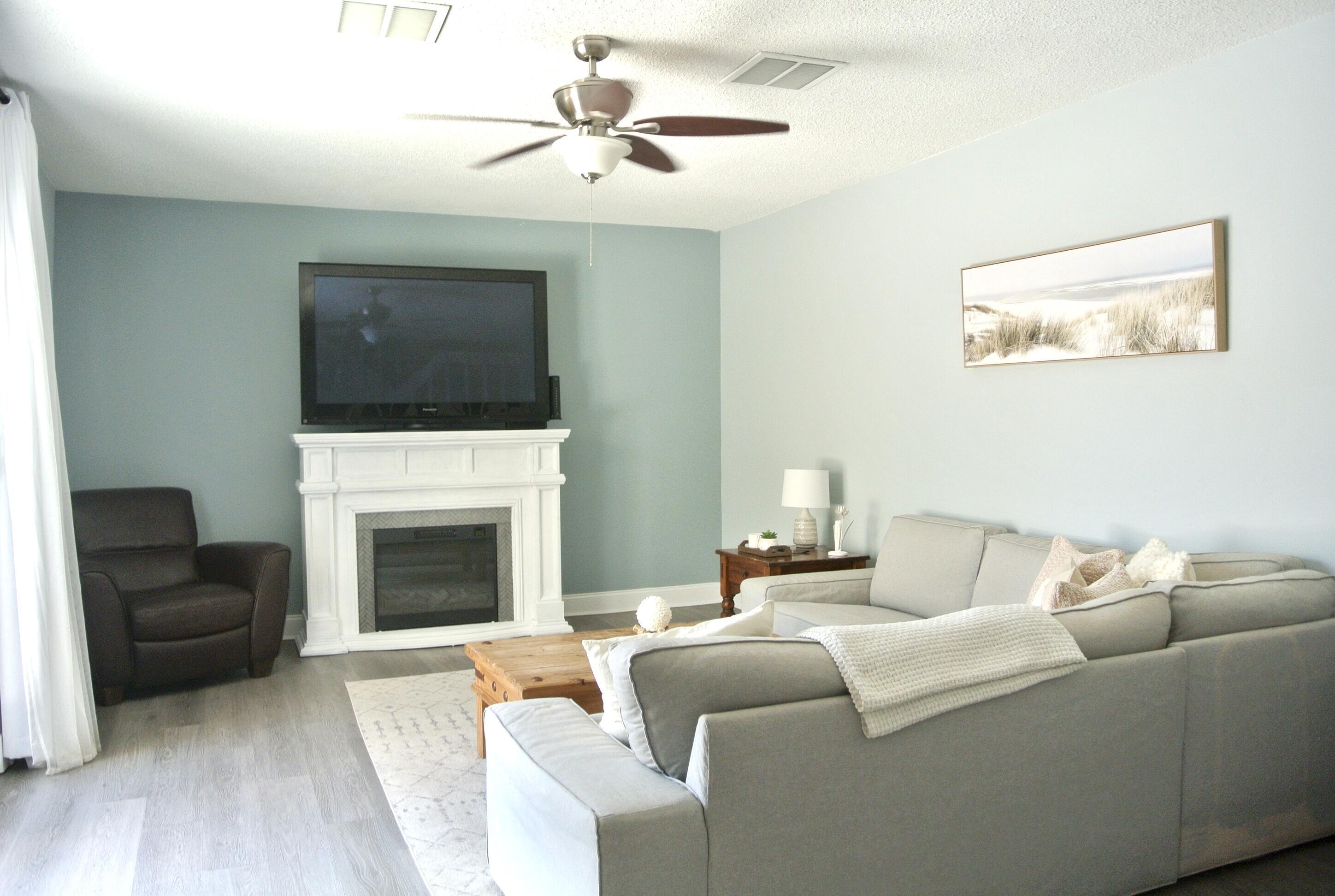 COPPOLA VILLAS - Residential Lease