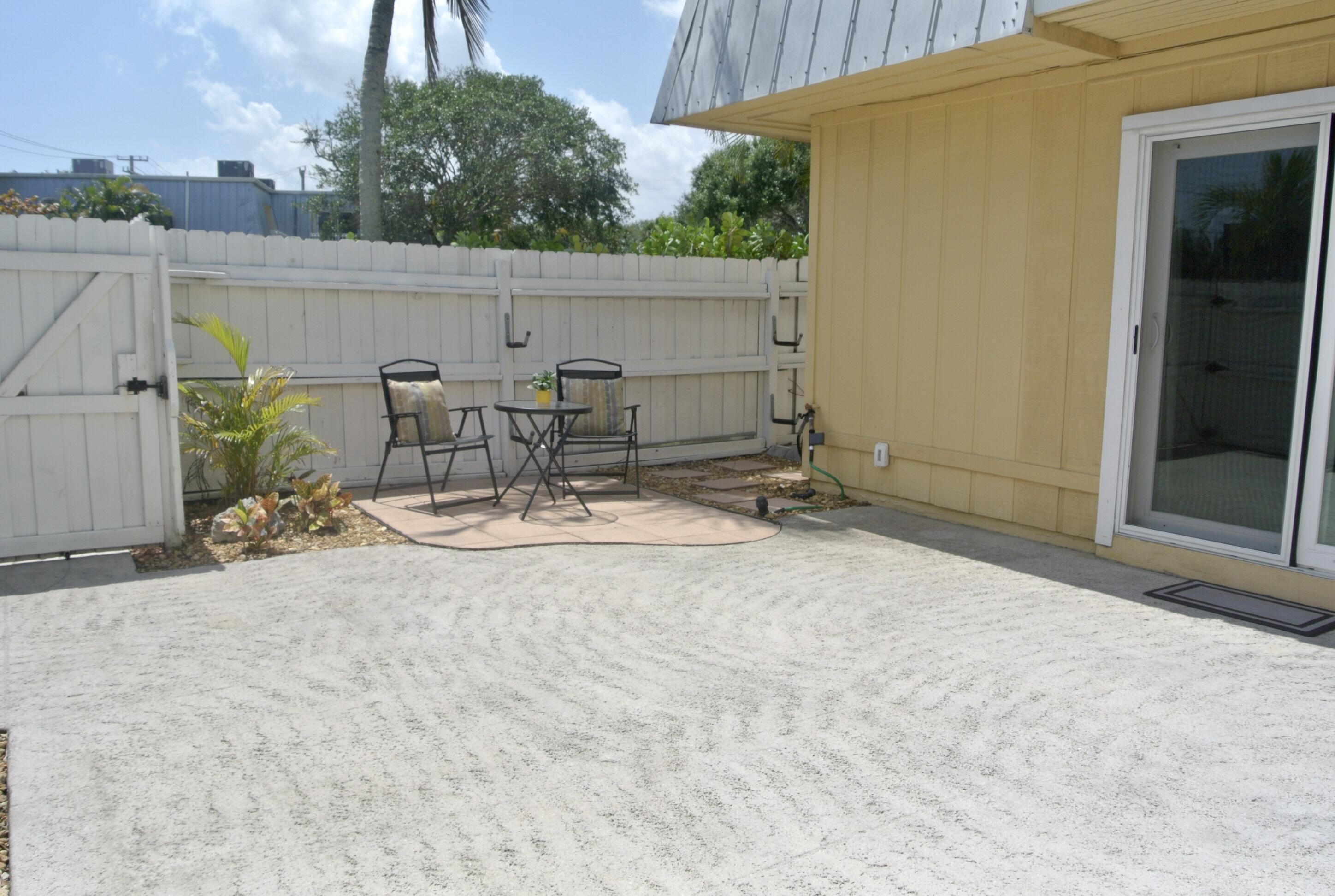 COPPOLA VILLAS - Residential Lease