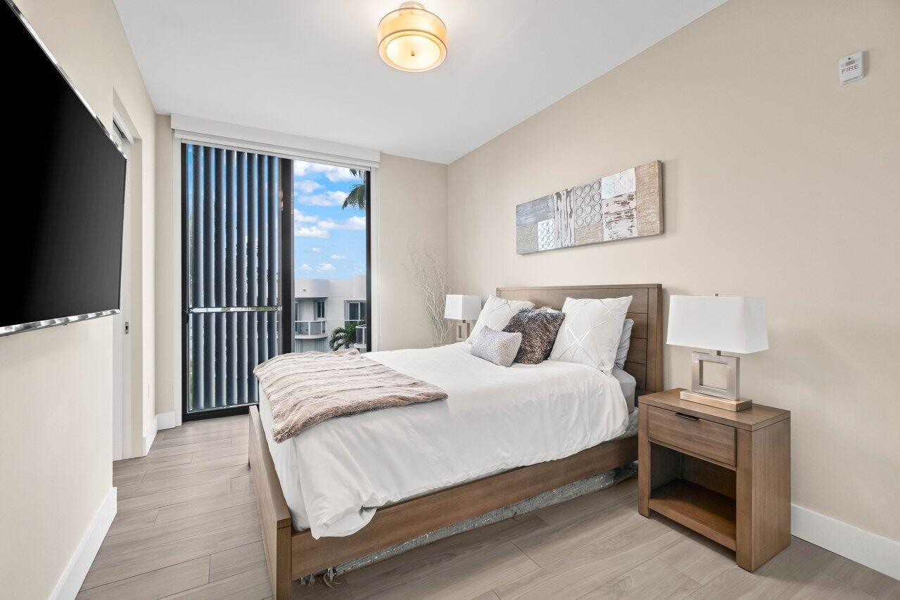 OCEAN EIGHTEEN CONDO - Residential