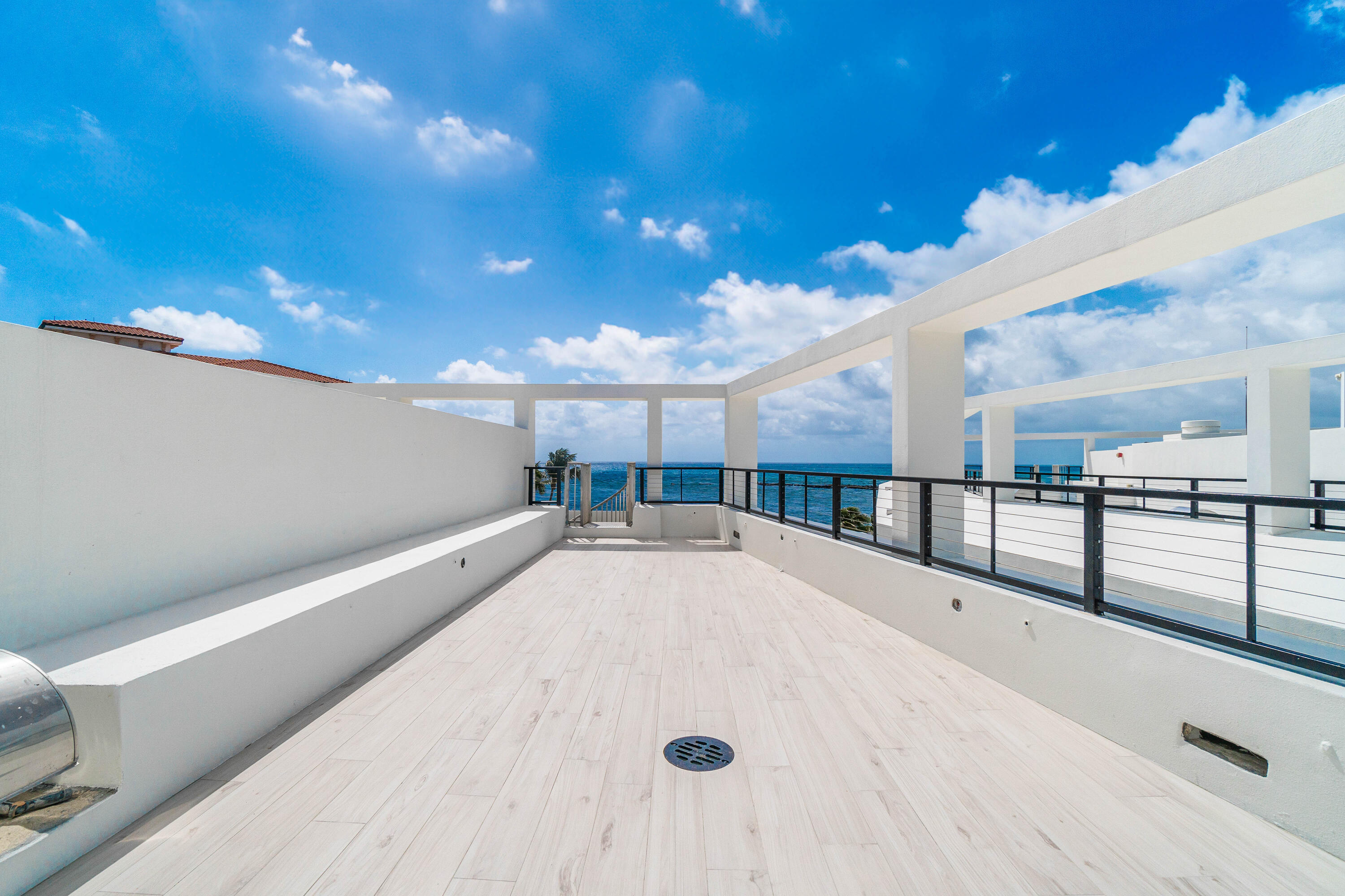 OCEAN EIGHTEEN CONDO - Residential