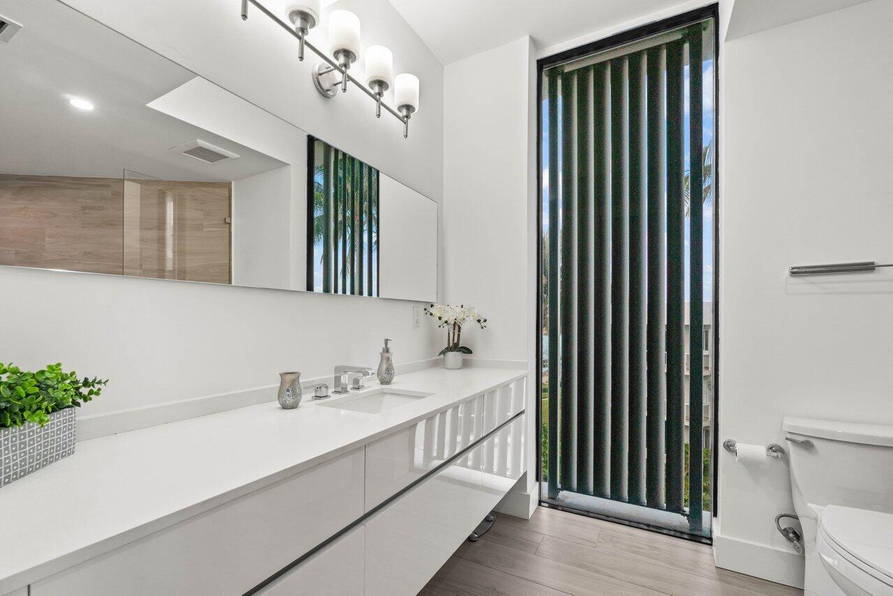 OCEAN EIGHTEEN CONDO - Residential