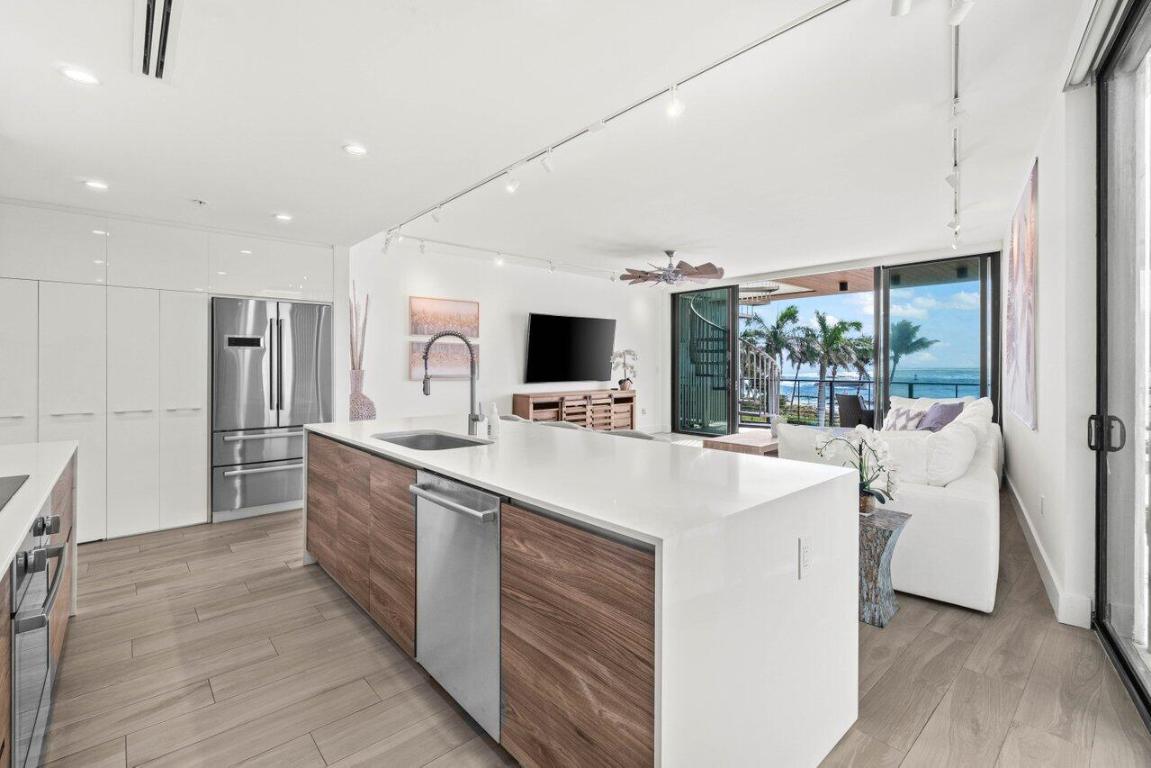 OCEAN EIGHTEEN CONDO - Residential