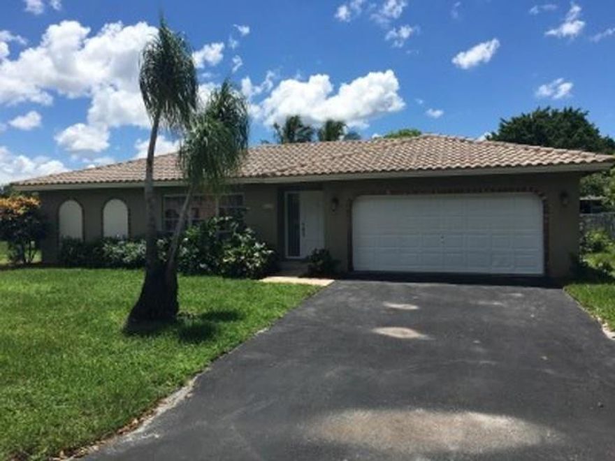 BEAUTIFULLY RENOVATED POOL that is in move in condition. The picture does not do this property justice with a back yard to die for.