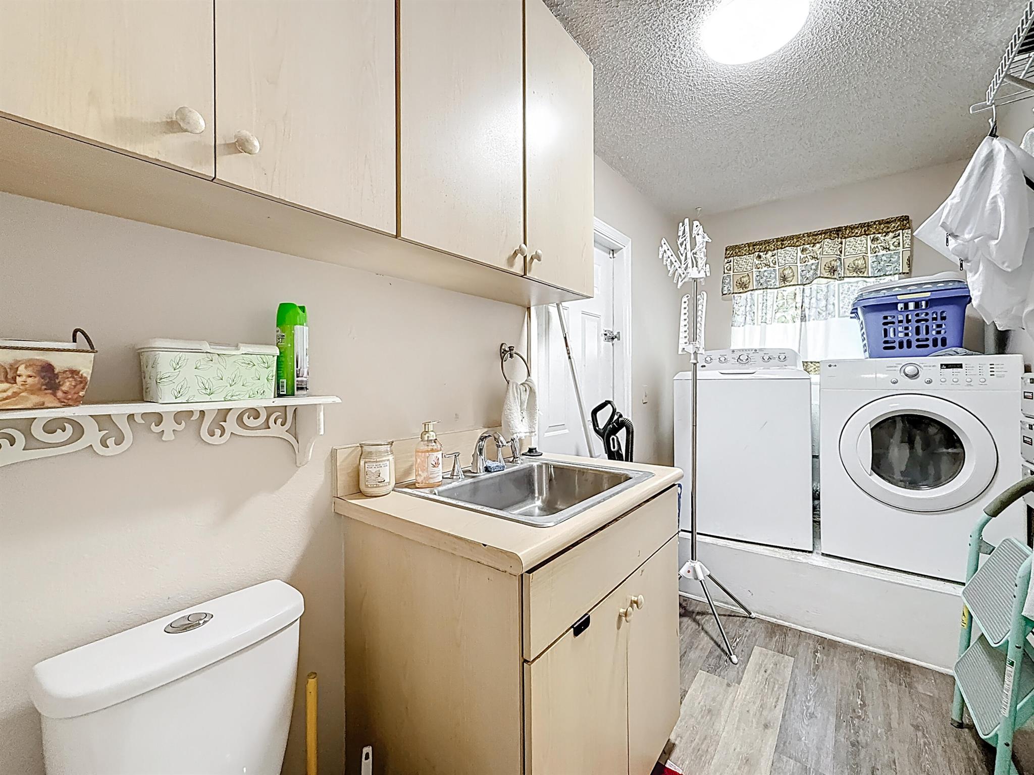 RIVER PARK-UNIT 4 - Residential