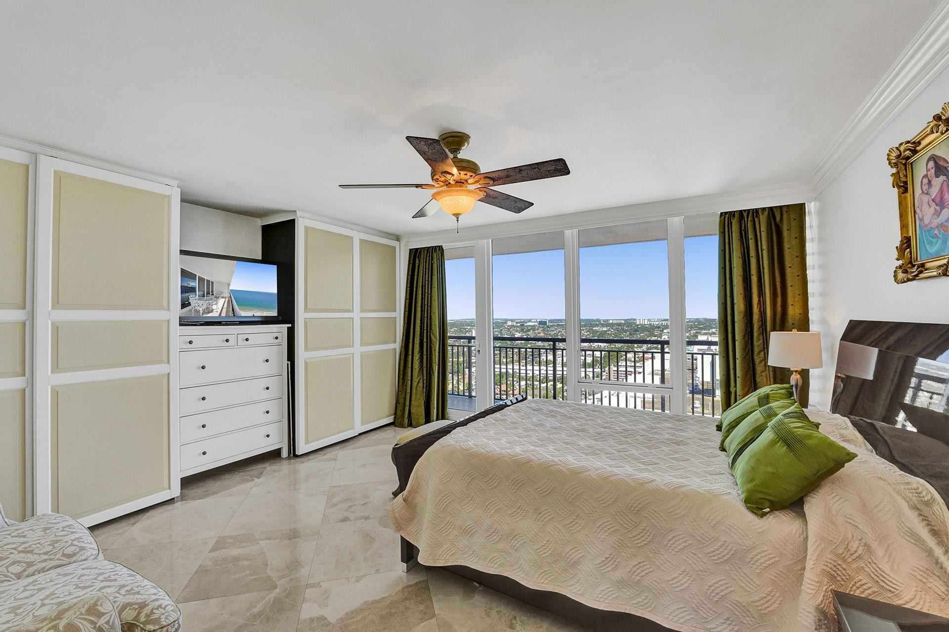 Plaza South - Residential Lease