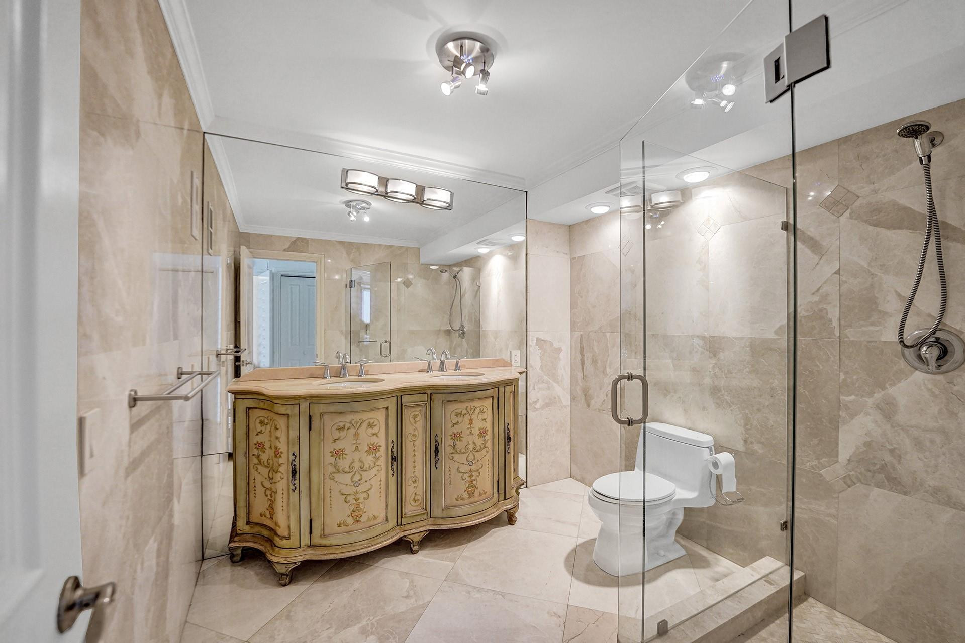 Plaza South - Residential Lease