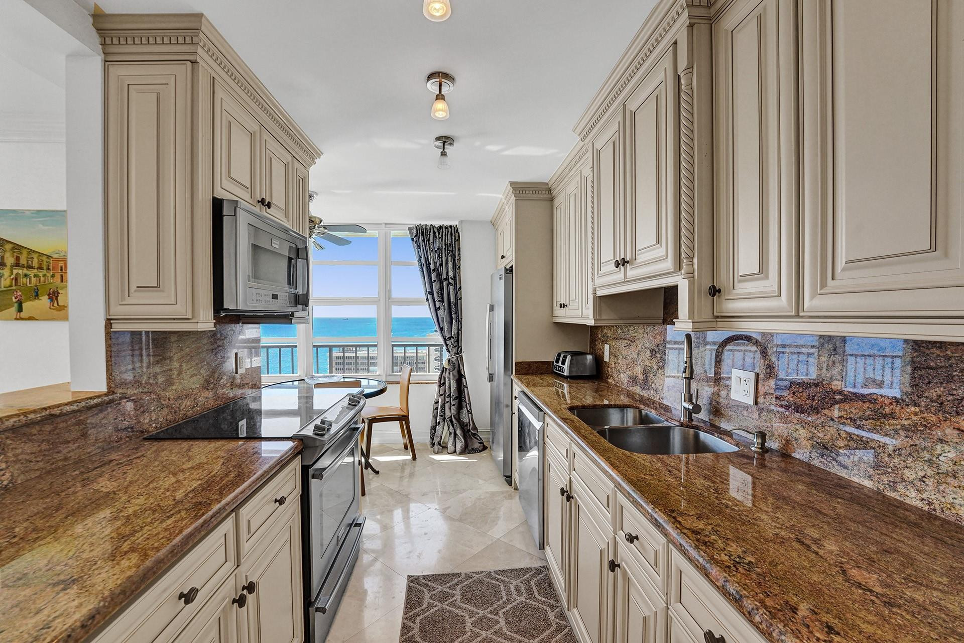 Plaza South - Residential Lease