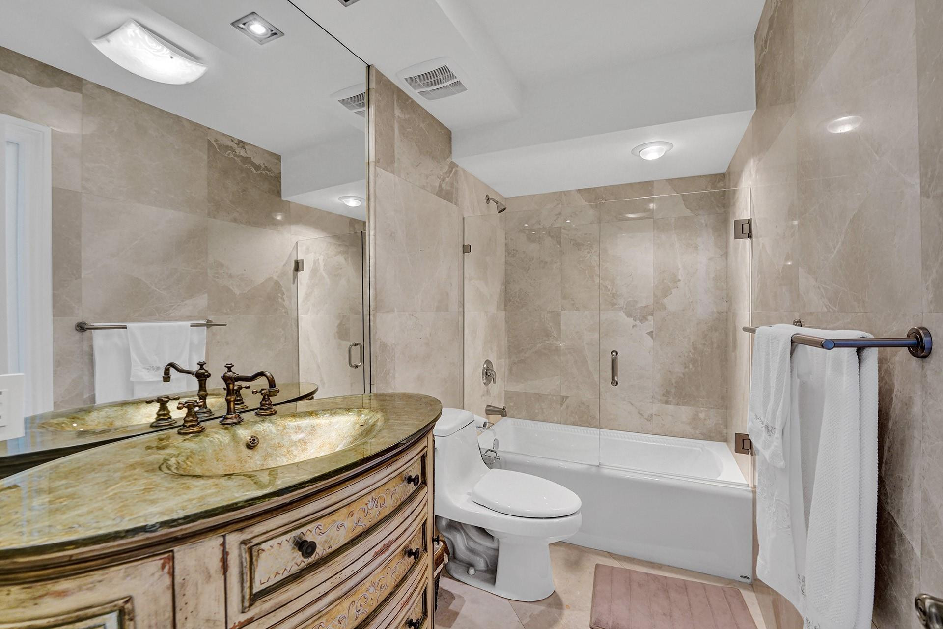 Plaza South - Residential Lease