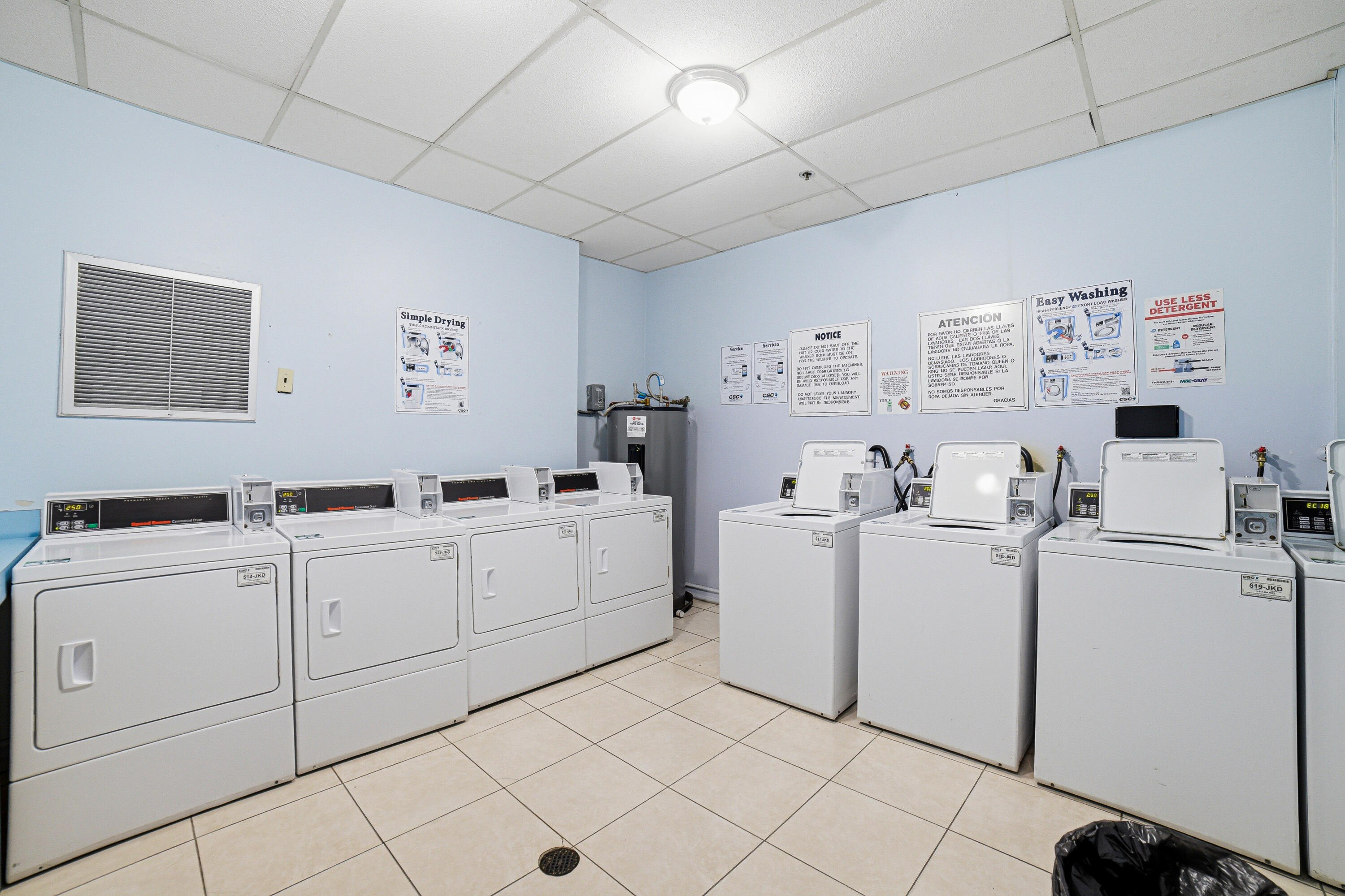 WINSTON TOWERS 600 CONDO - Residential