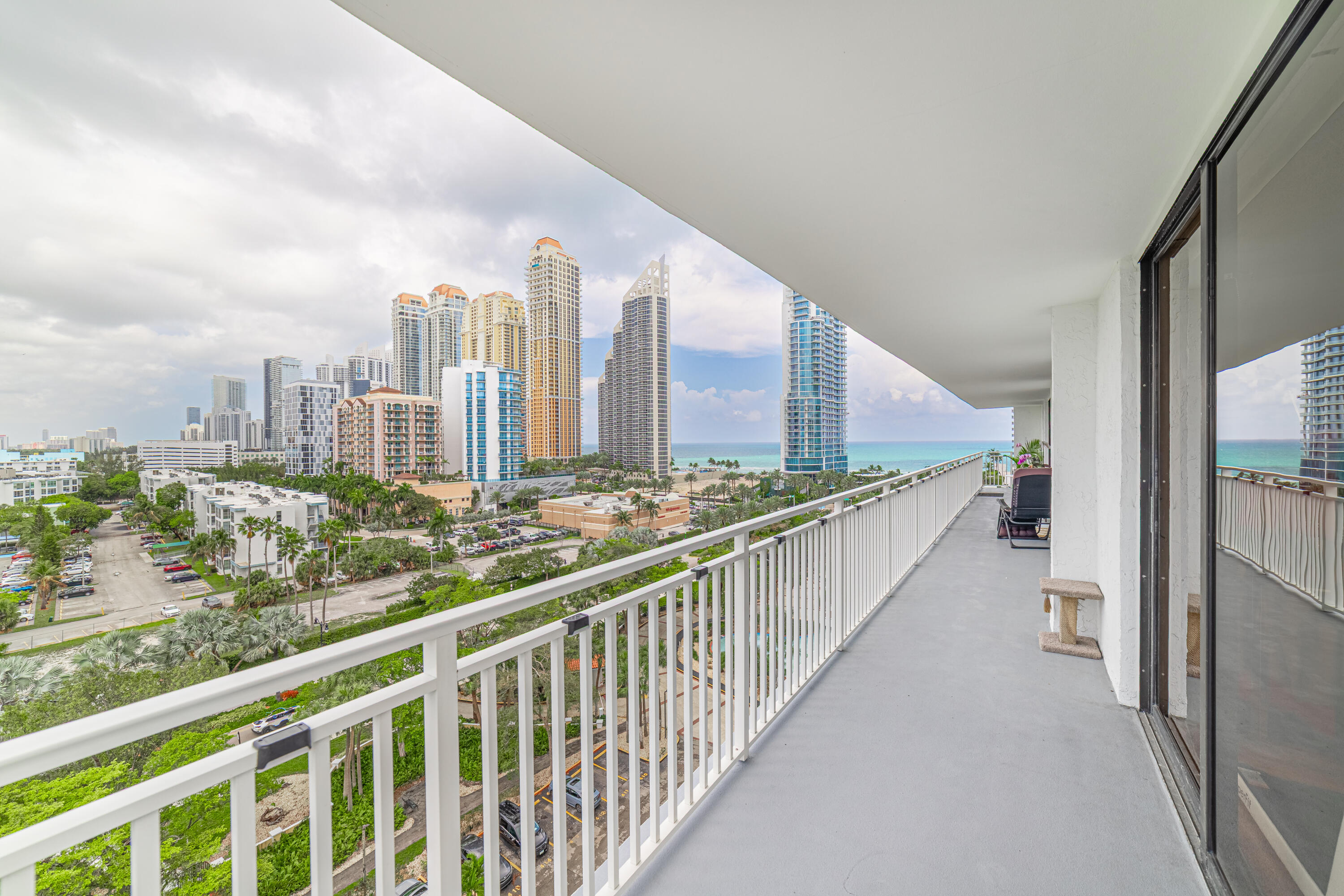 210 174th Street 1110