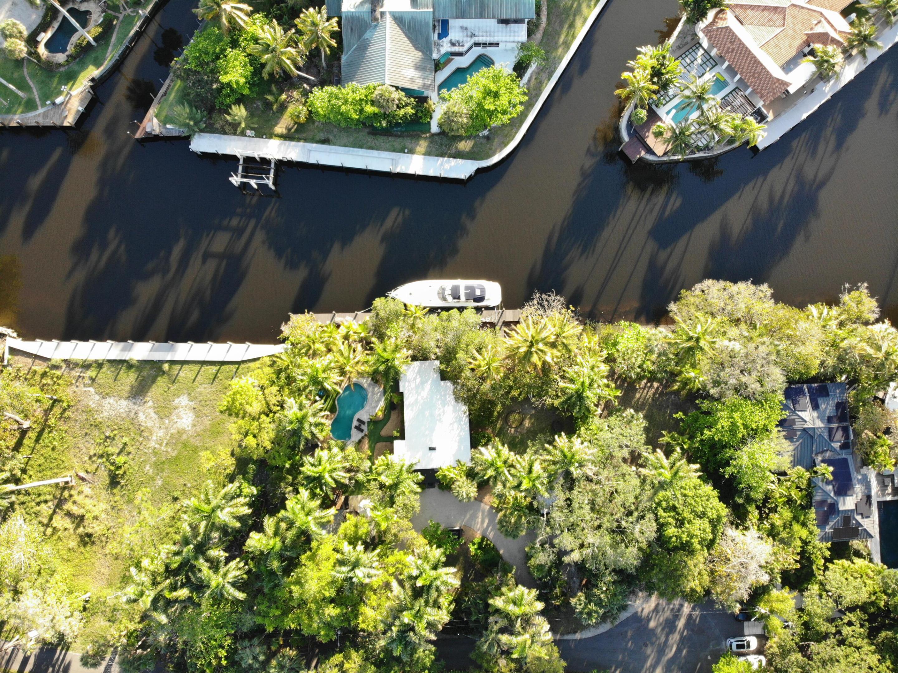 River Highlands 10-3 B - Land