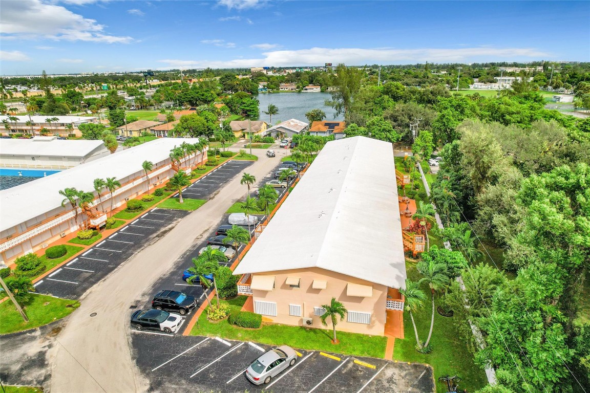 ROLEN LAKE GARDENS - Residential