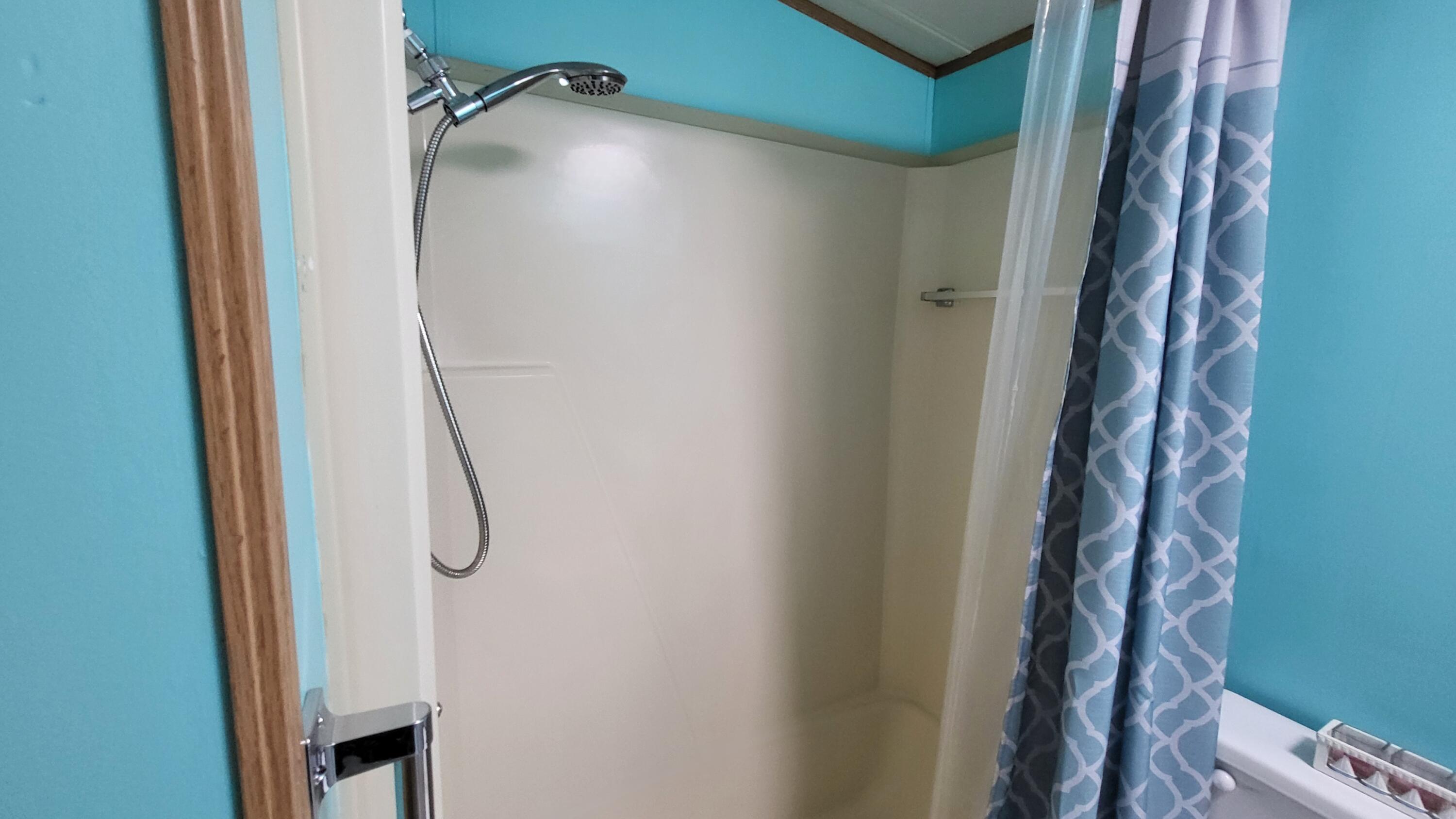 FISHEATING BAY CONDO - Residential