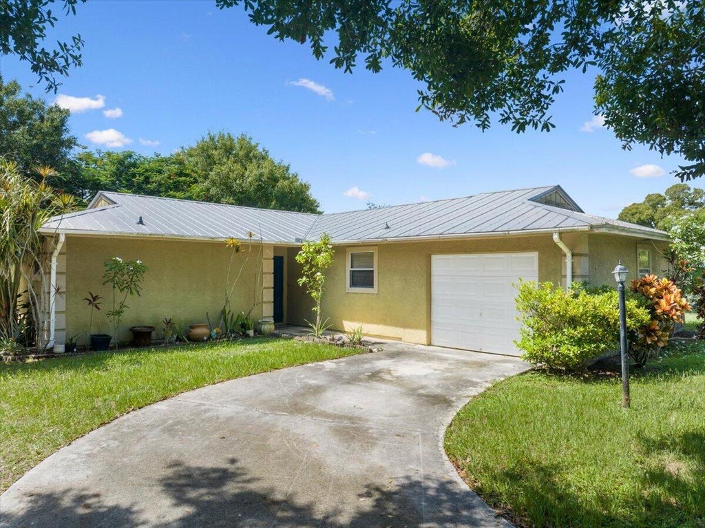 Photo of 7409 PENNY Lane, Fort Pierce, FL 34951 (MLS # B26074559)