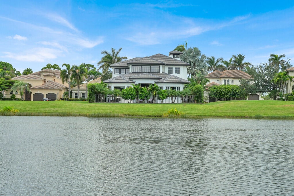 Photo of 146 SE Bella Strano, Port Saint Lucie, FL 34984 (MLS # B26057308)