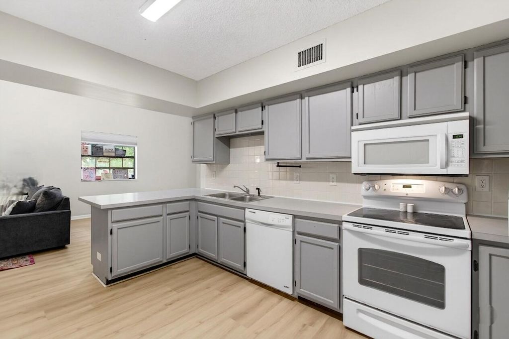 Photo of 3191 Leewood Terrace #L238, Boca Raton, FL 33431 (MLS # B26008091)