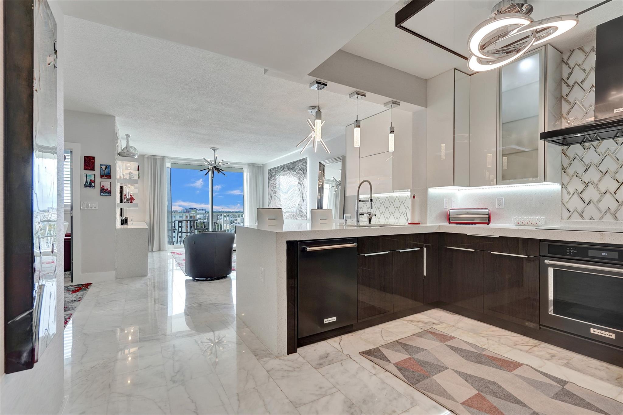 3020 NE 32nd Ave 1012