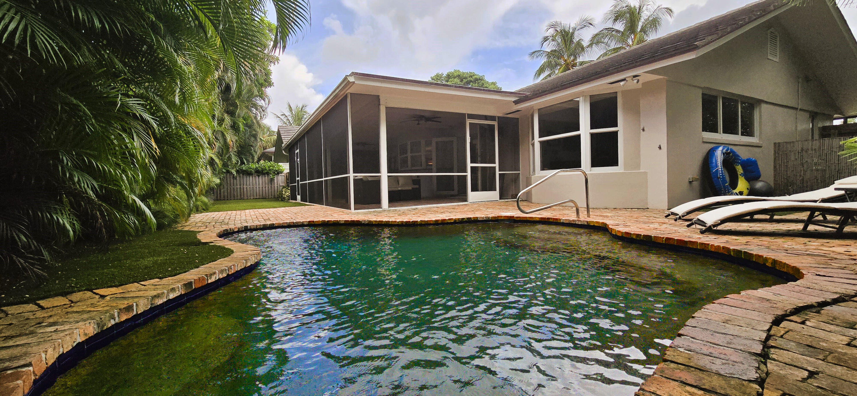 HIDDEN KEY - Residential Lease