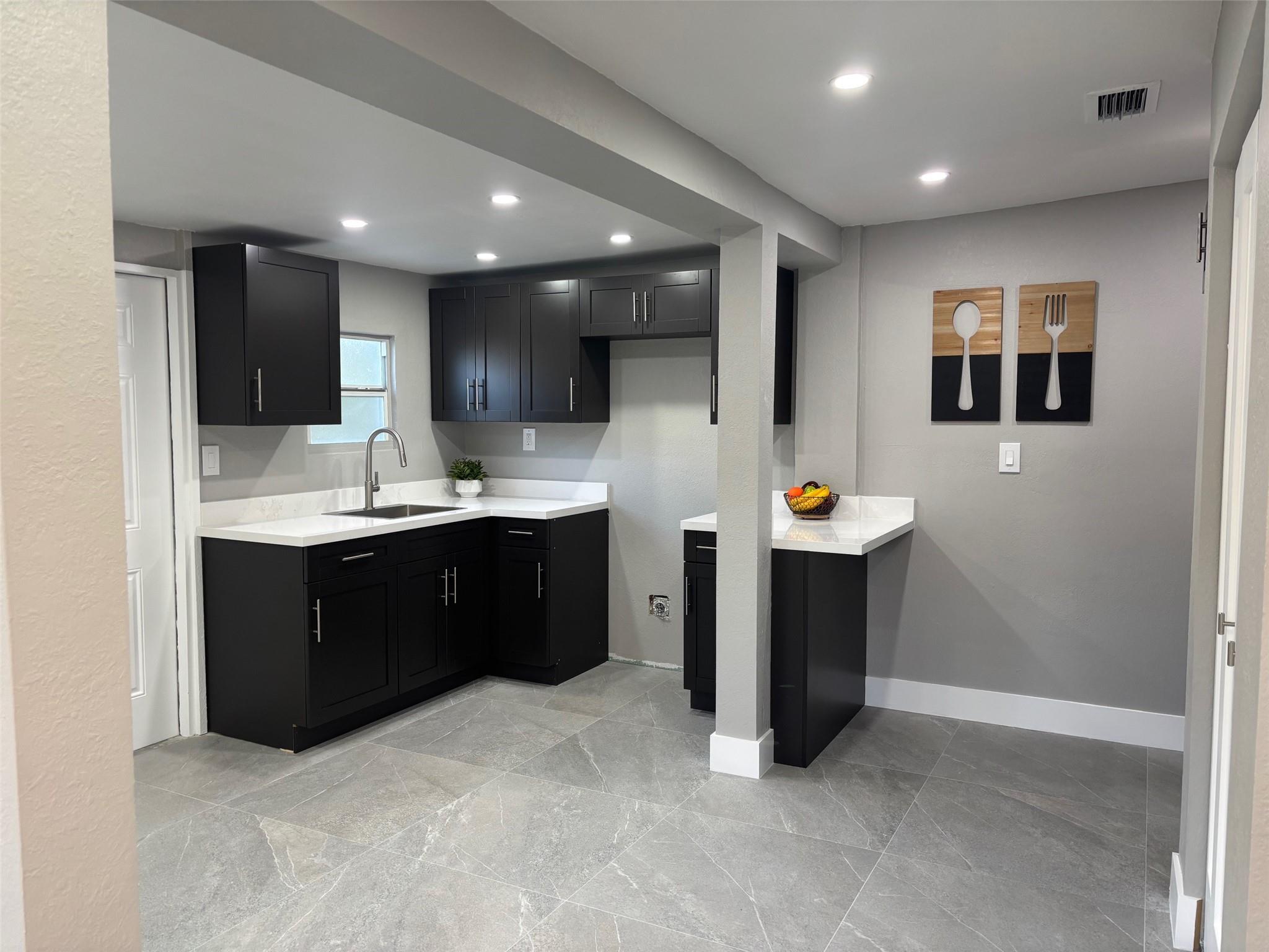 Biscayne Gardens Sec H - Residential Lease