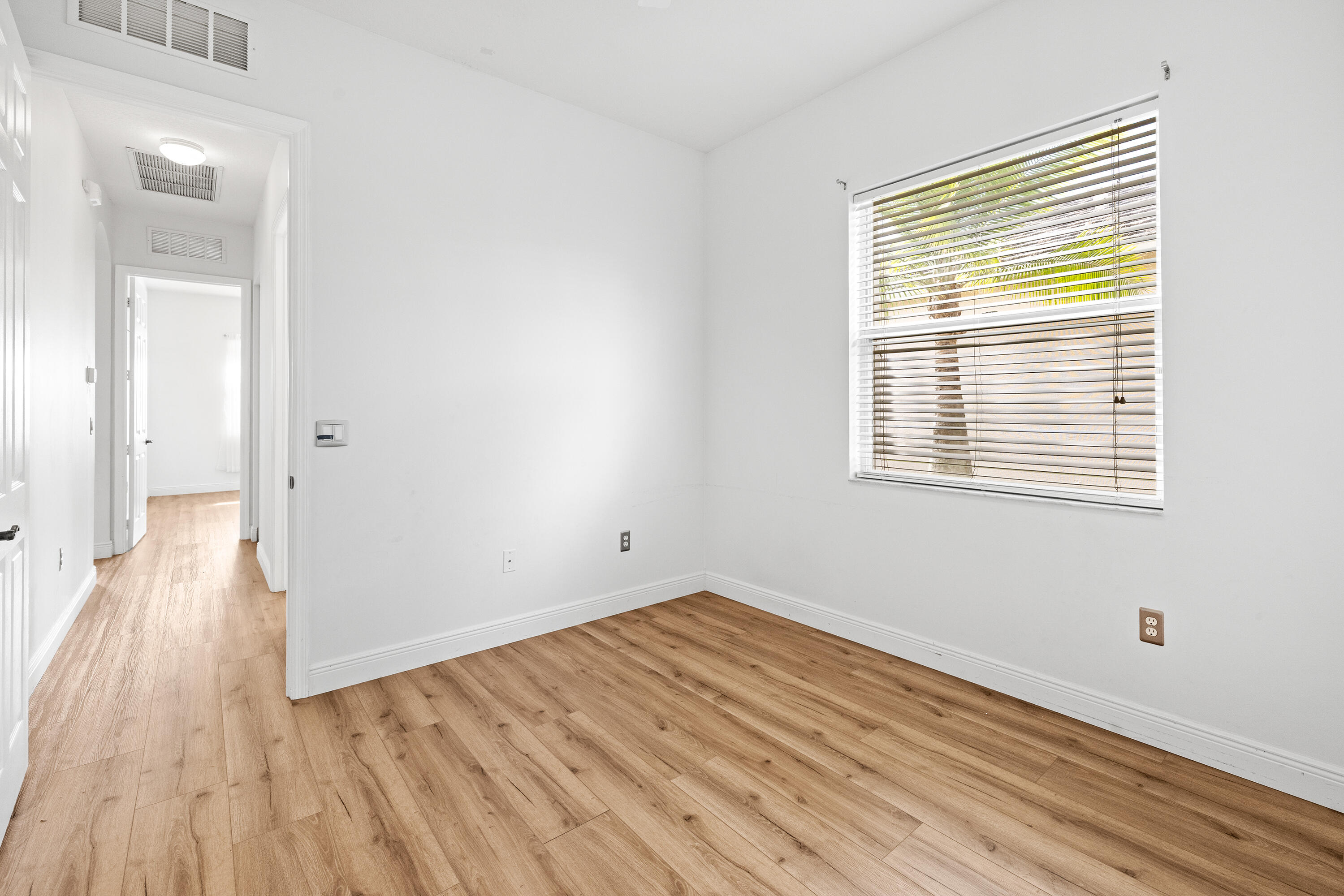 LAKEFOREST AT ST LUCIE WEST PHASE 1 - Residential