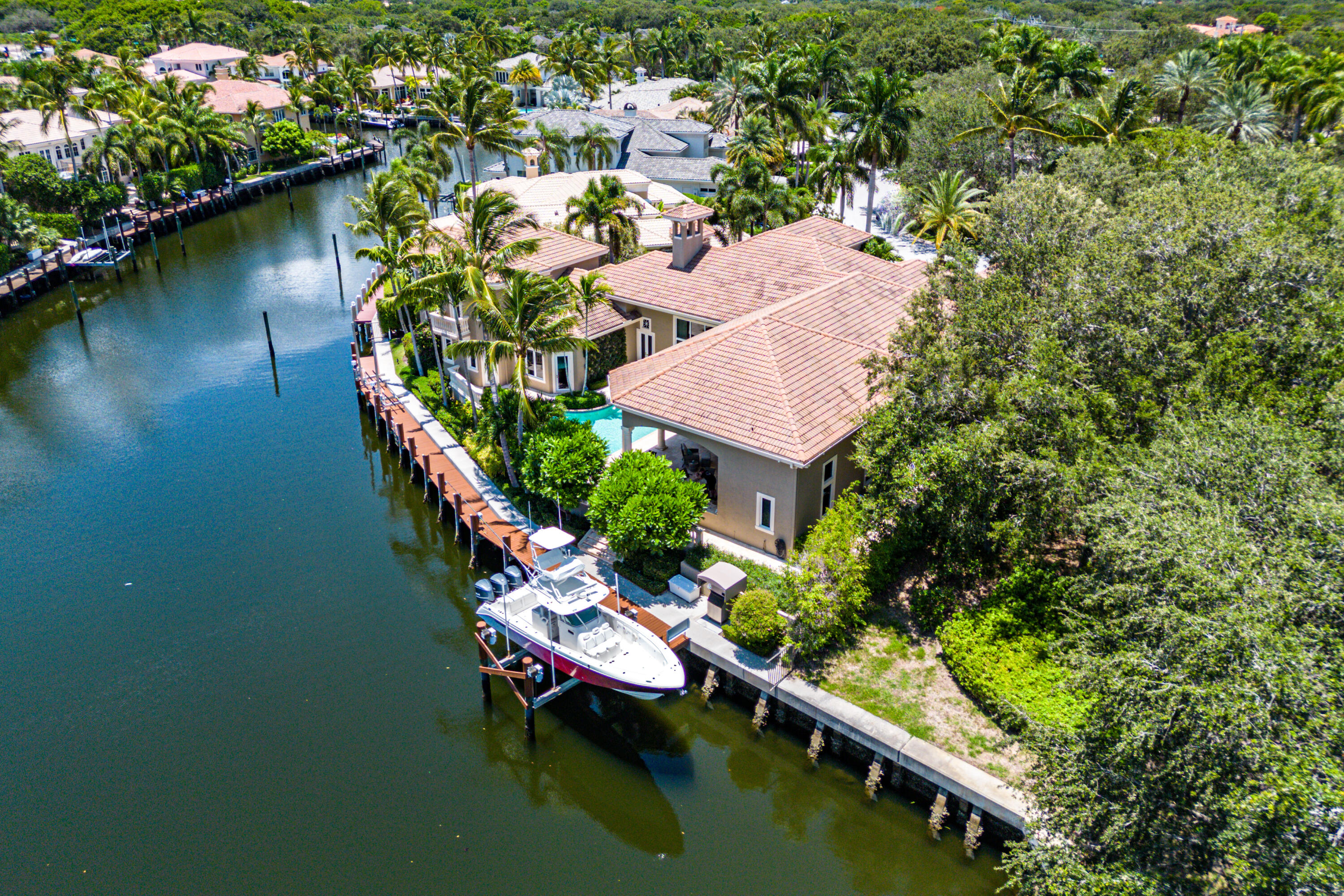 HARBOUR ISLES - Residential