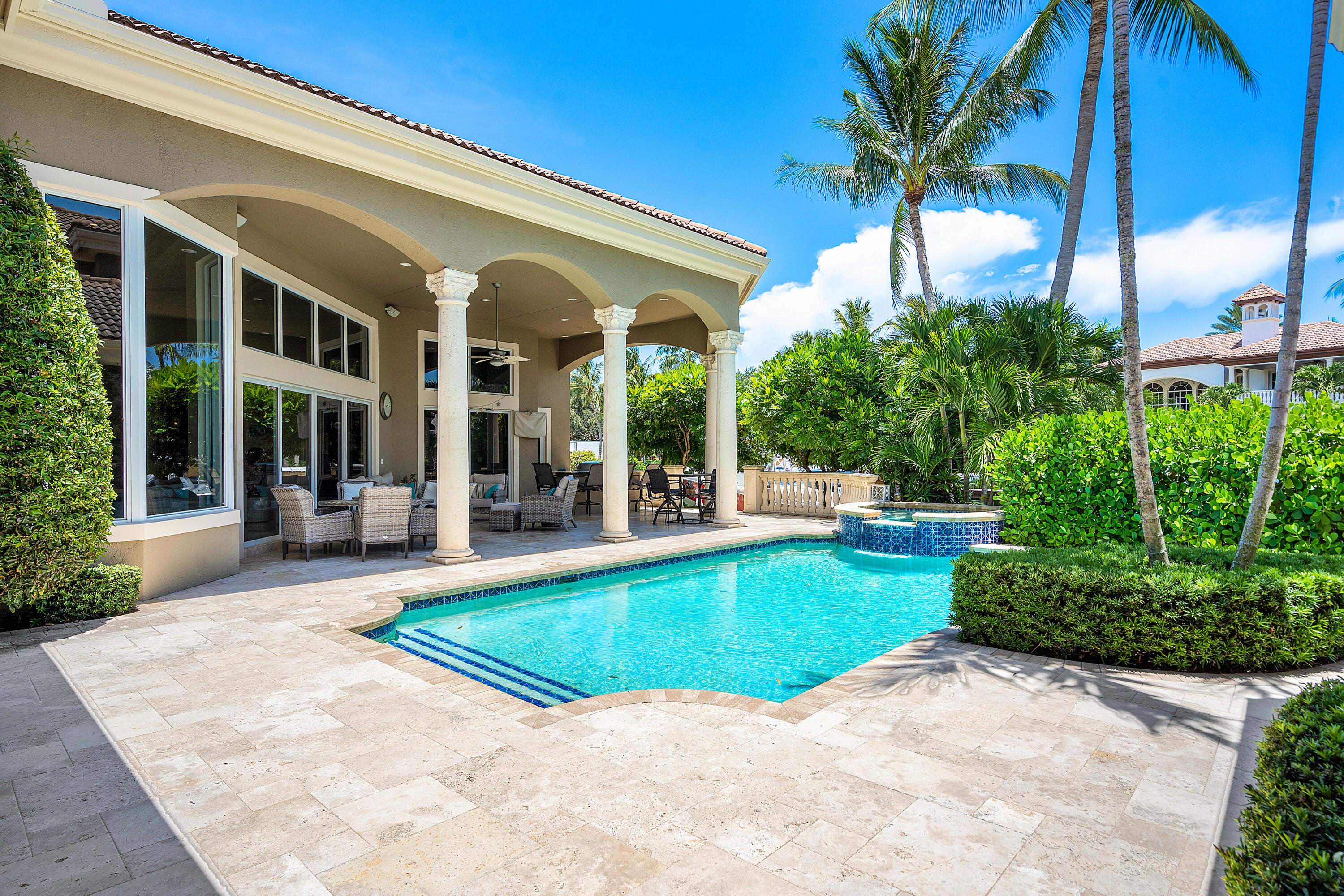 HARBOUR ISLES - Residential