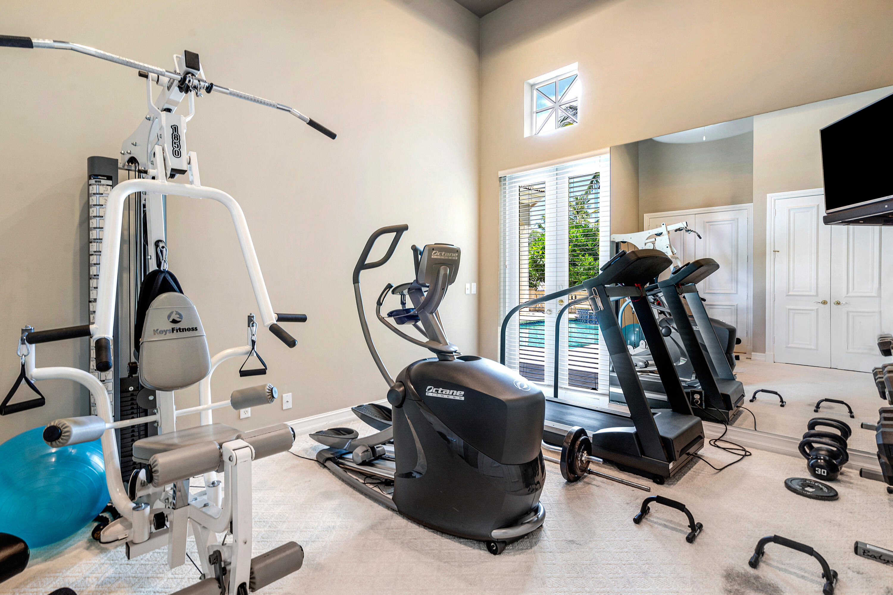 HARBOUR ISLES - Residential