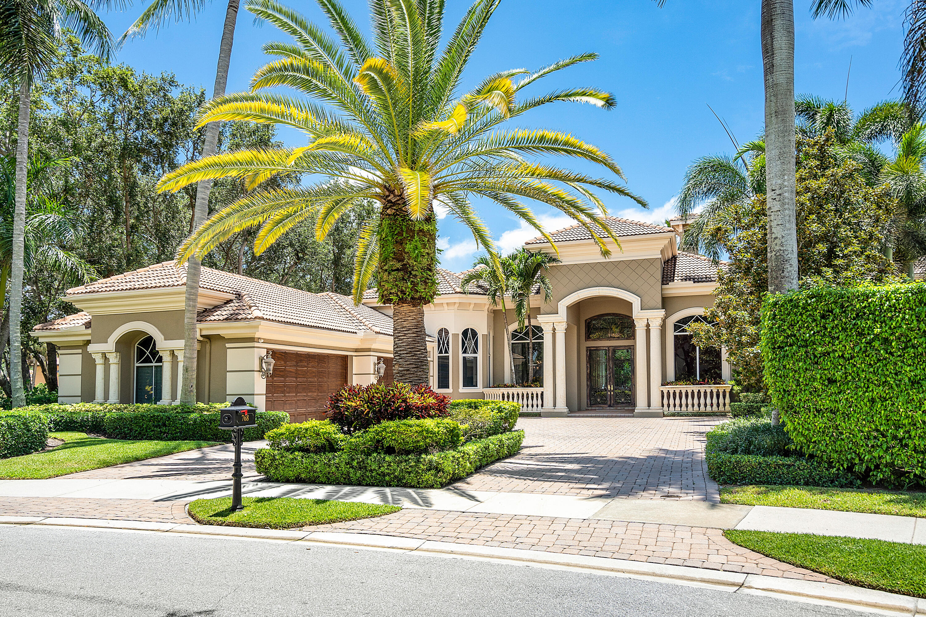 HARBOUR ISLES - Residential