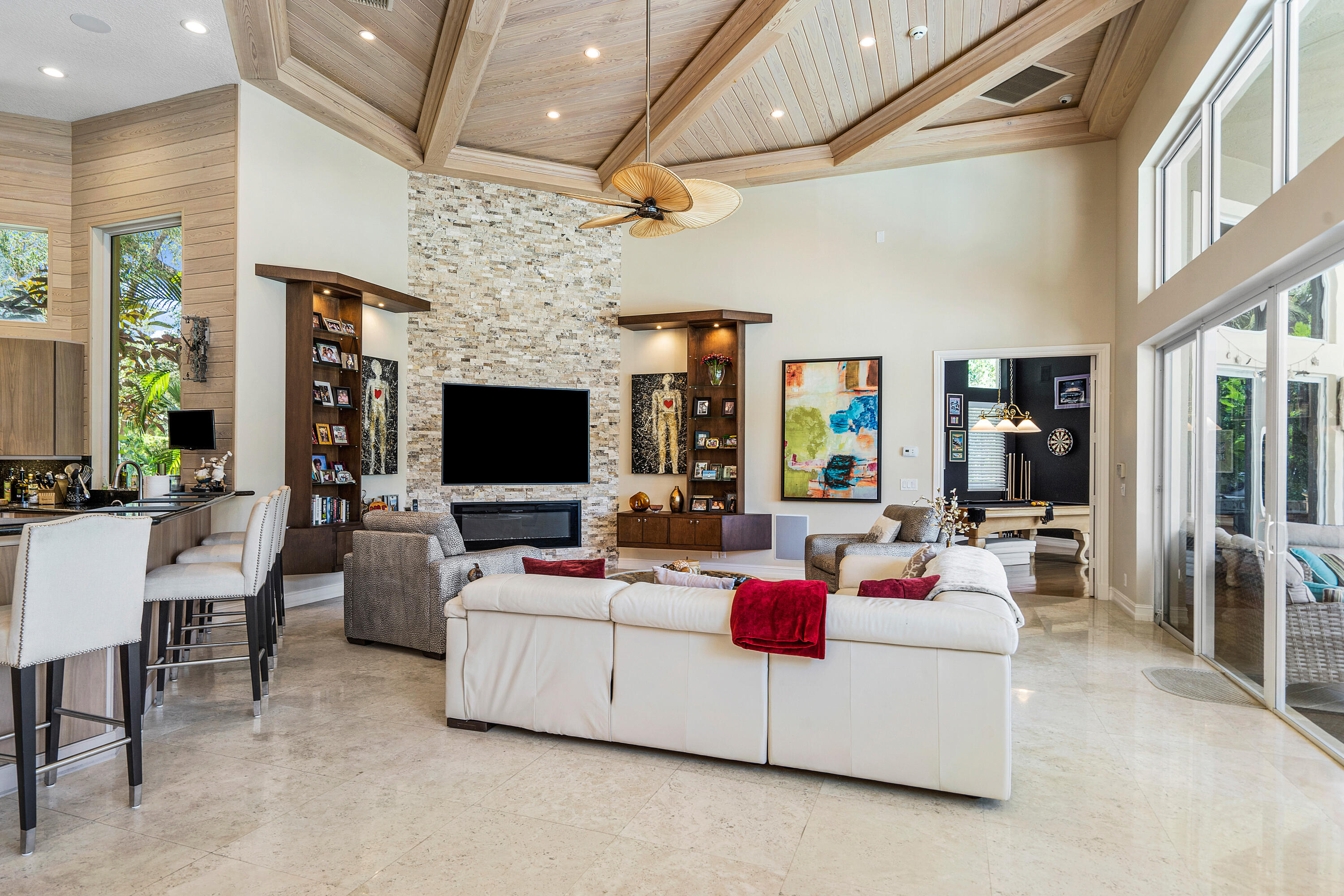 HARBOUR ISLES - Residential