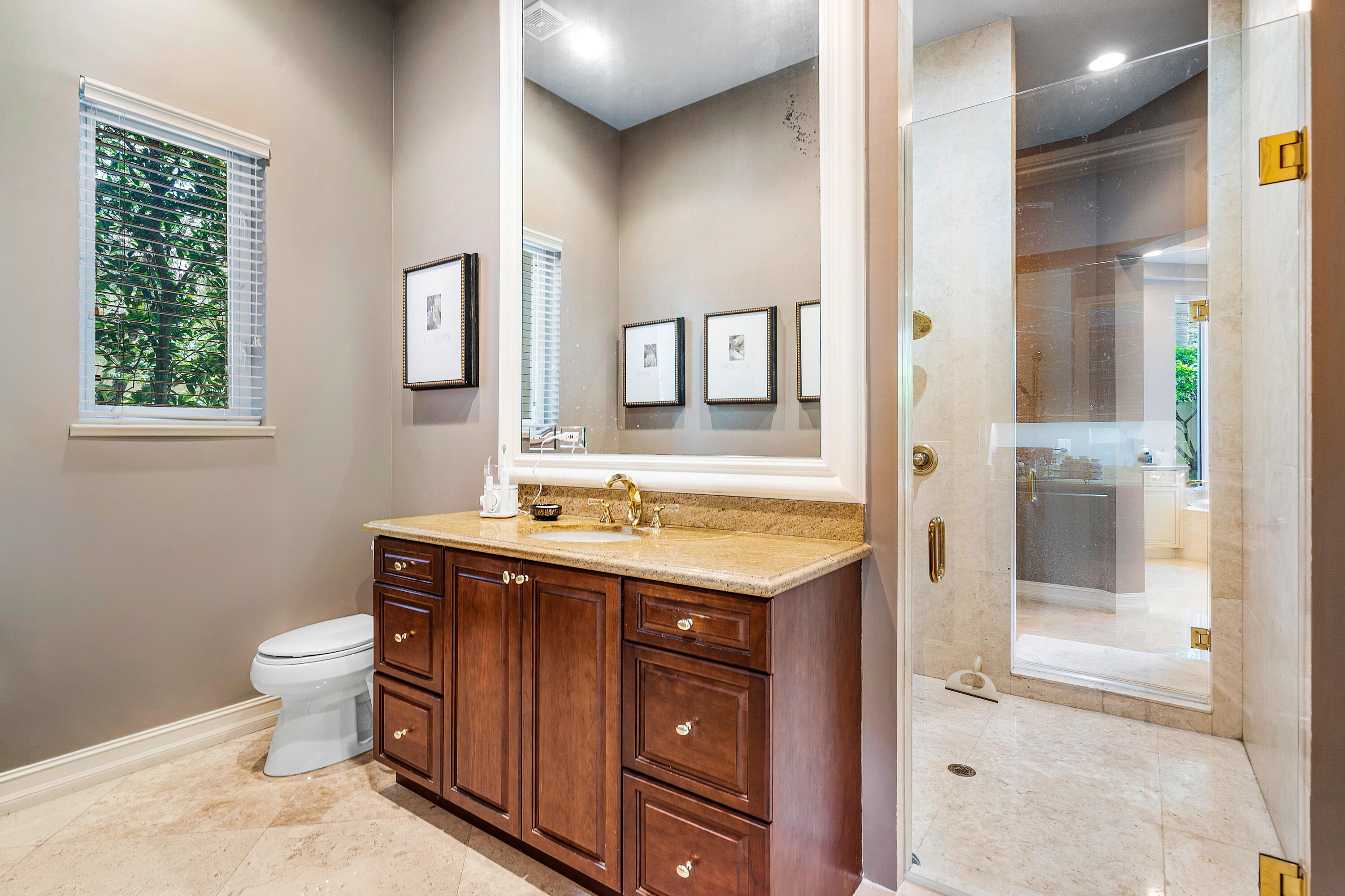 HARBOUR ISLES - Residential