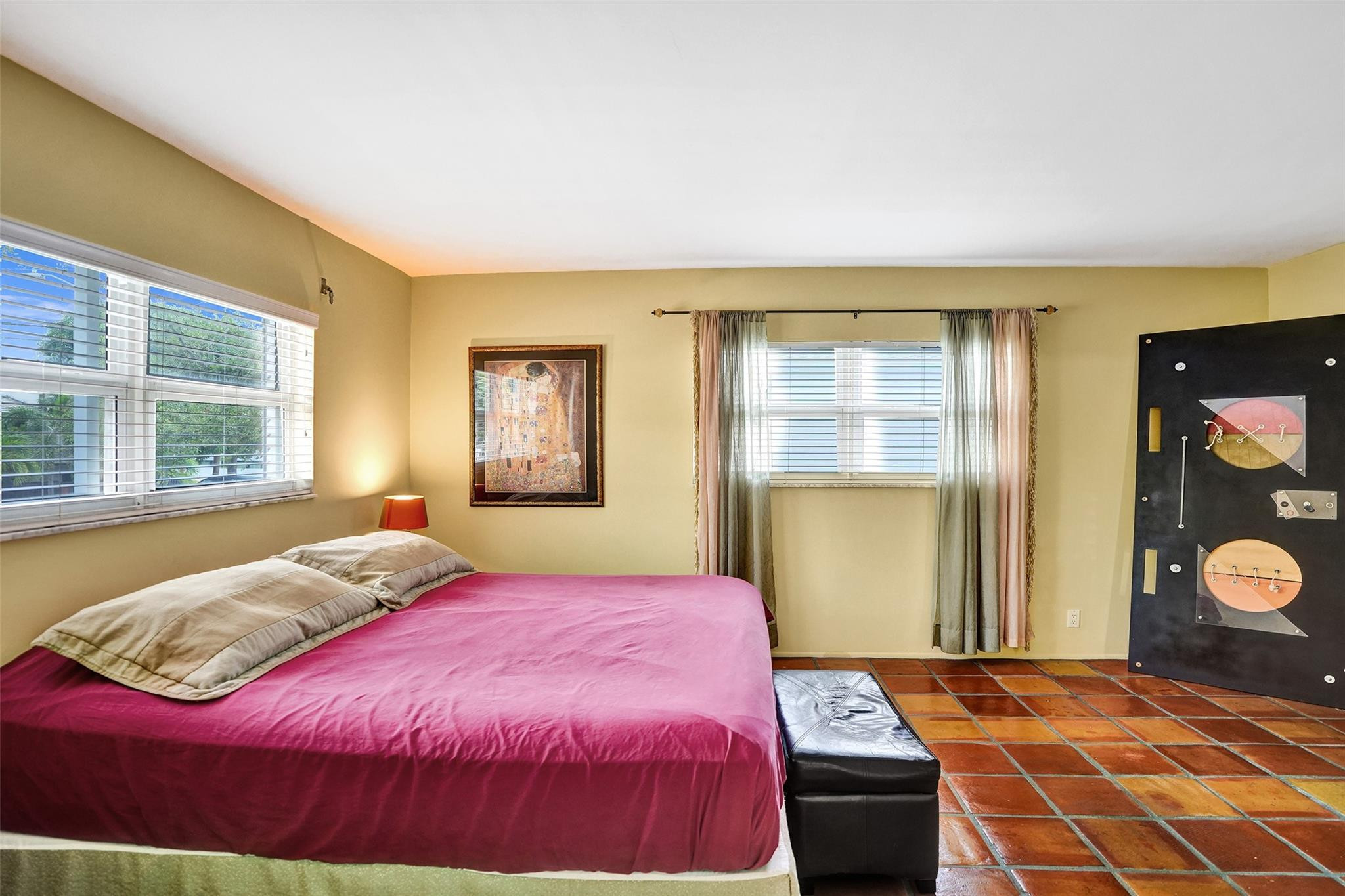 Las Olas Manor - Residential Lease