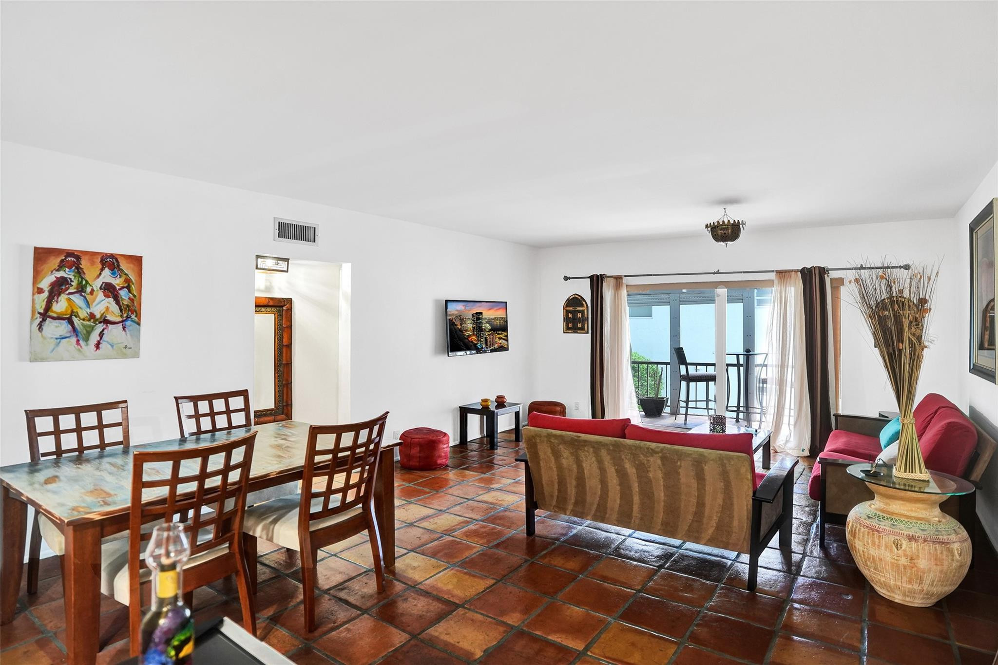 Las Olas Manor - Residential Lease