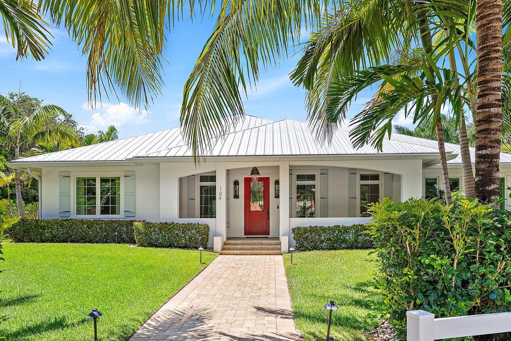 Photo of 104 Hillcrest Drive, Sewalls Point, FL 34996 (MLS # R11101083)