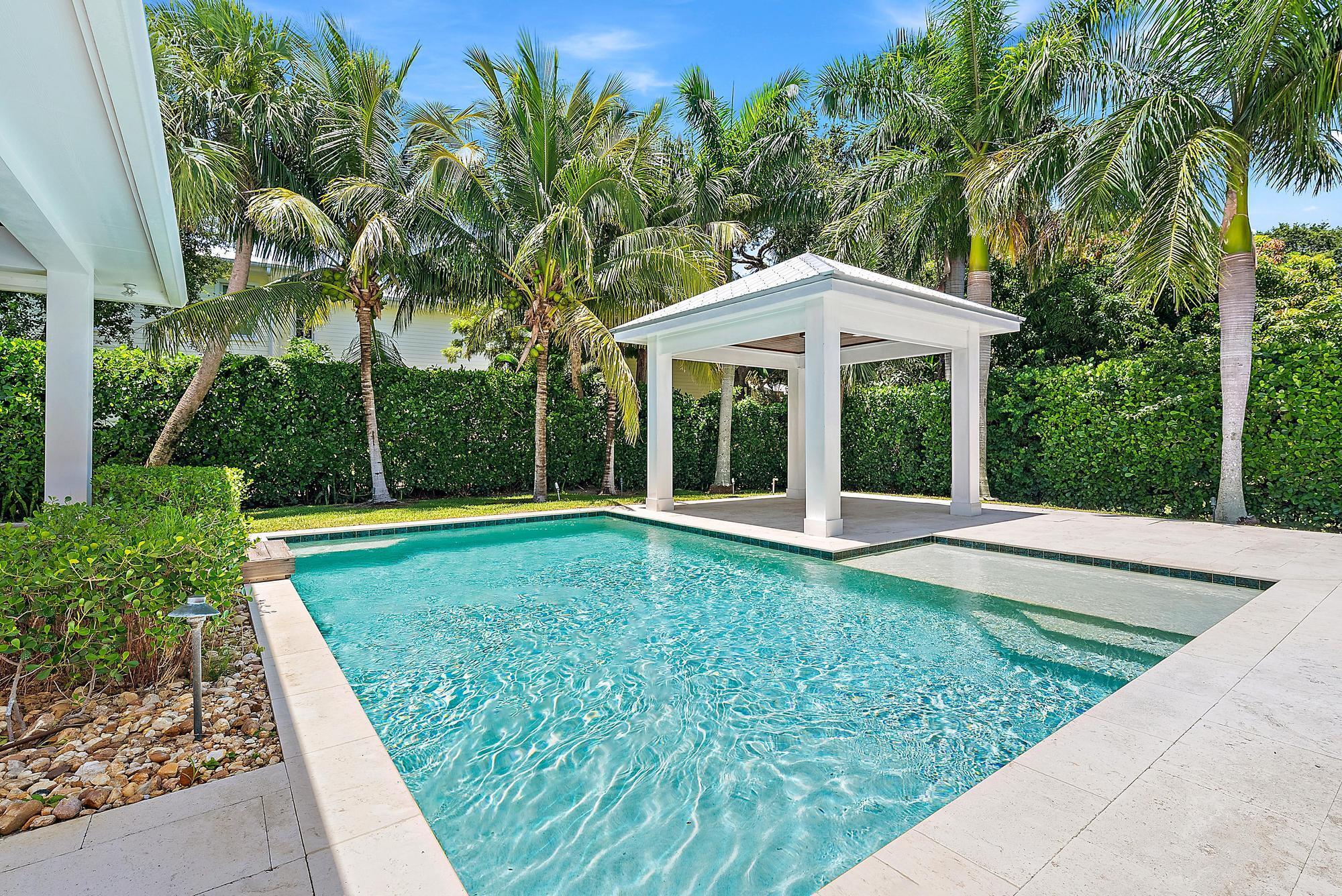 104 Hillcrest Drive
