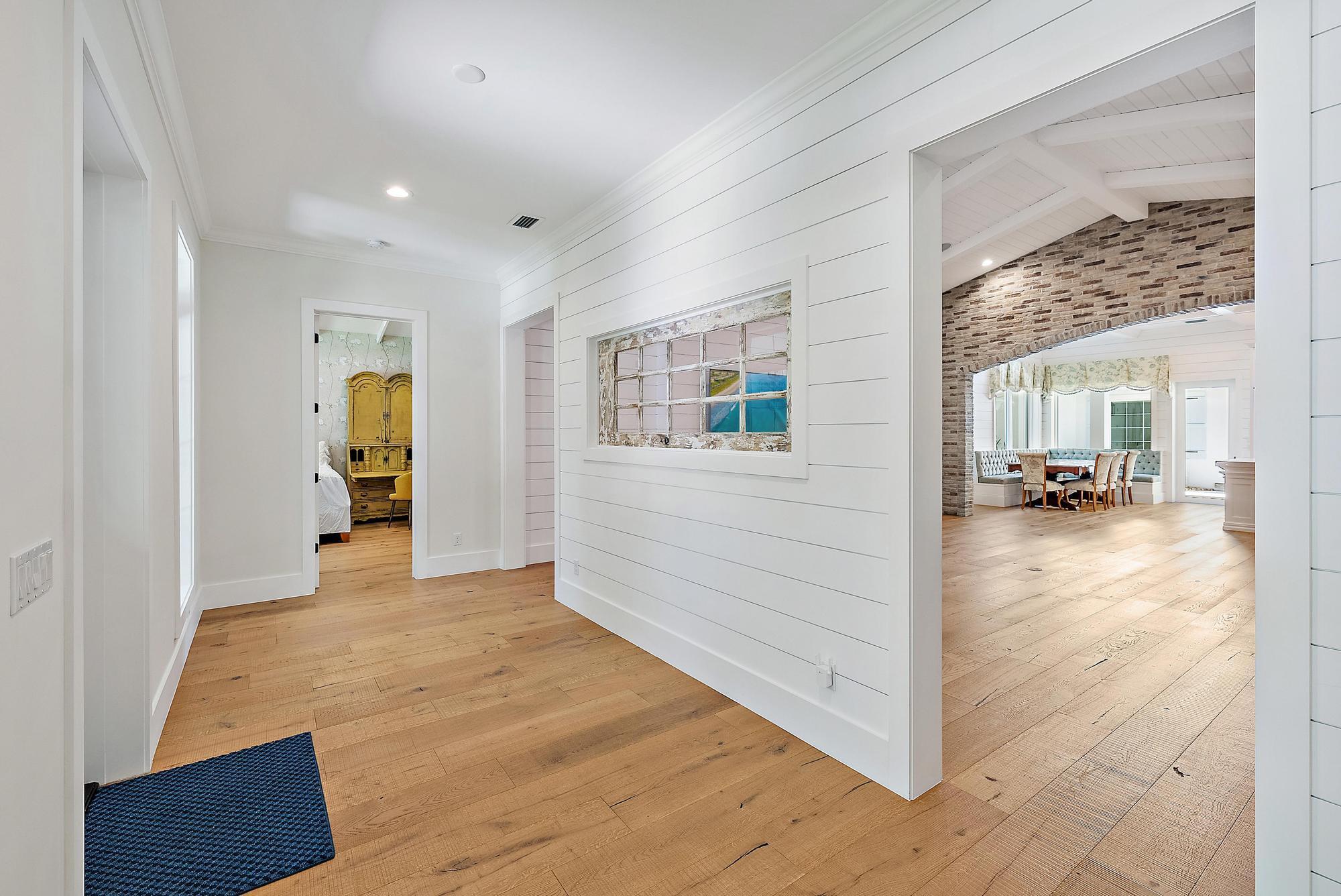 104 Hillcrest Drive