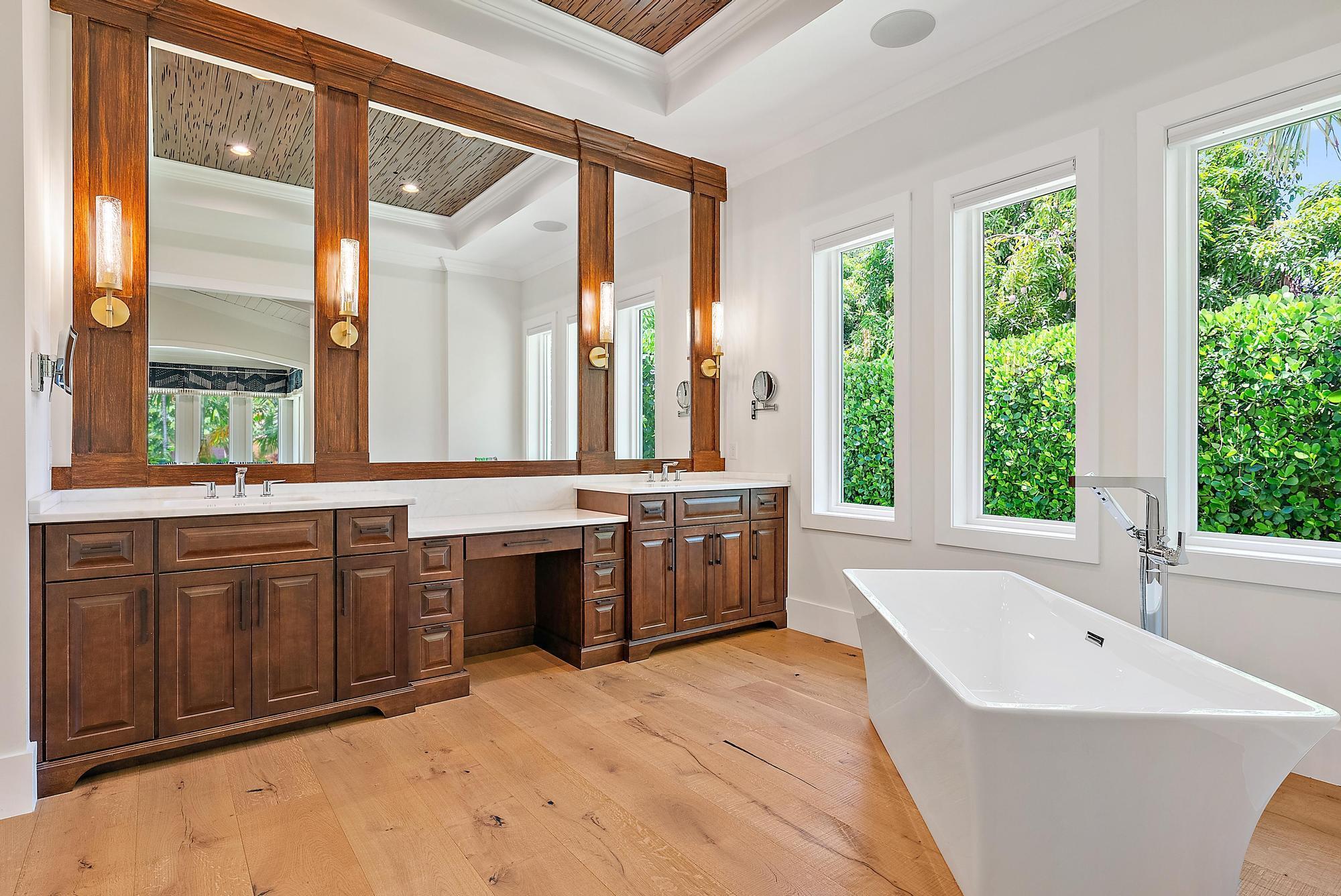 Sewalls Point - Residential