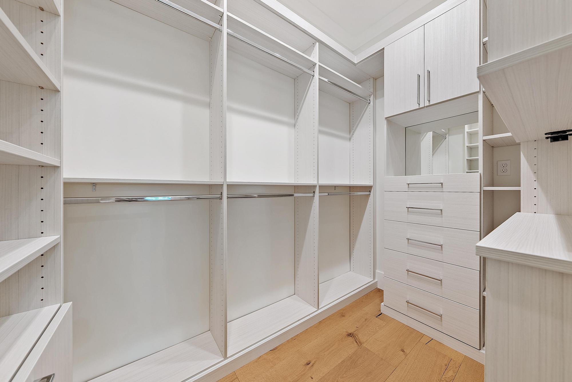 Sewalls Point - Residential