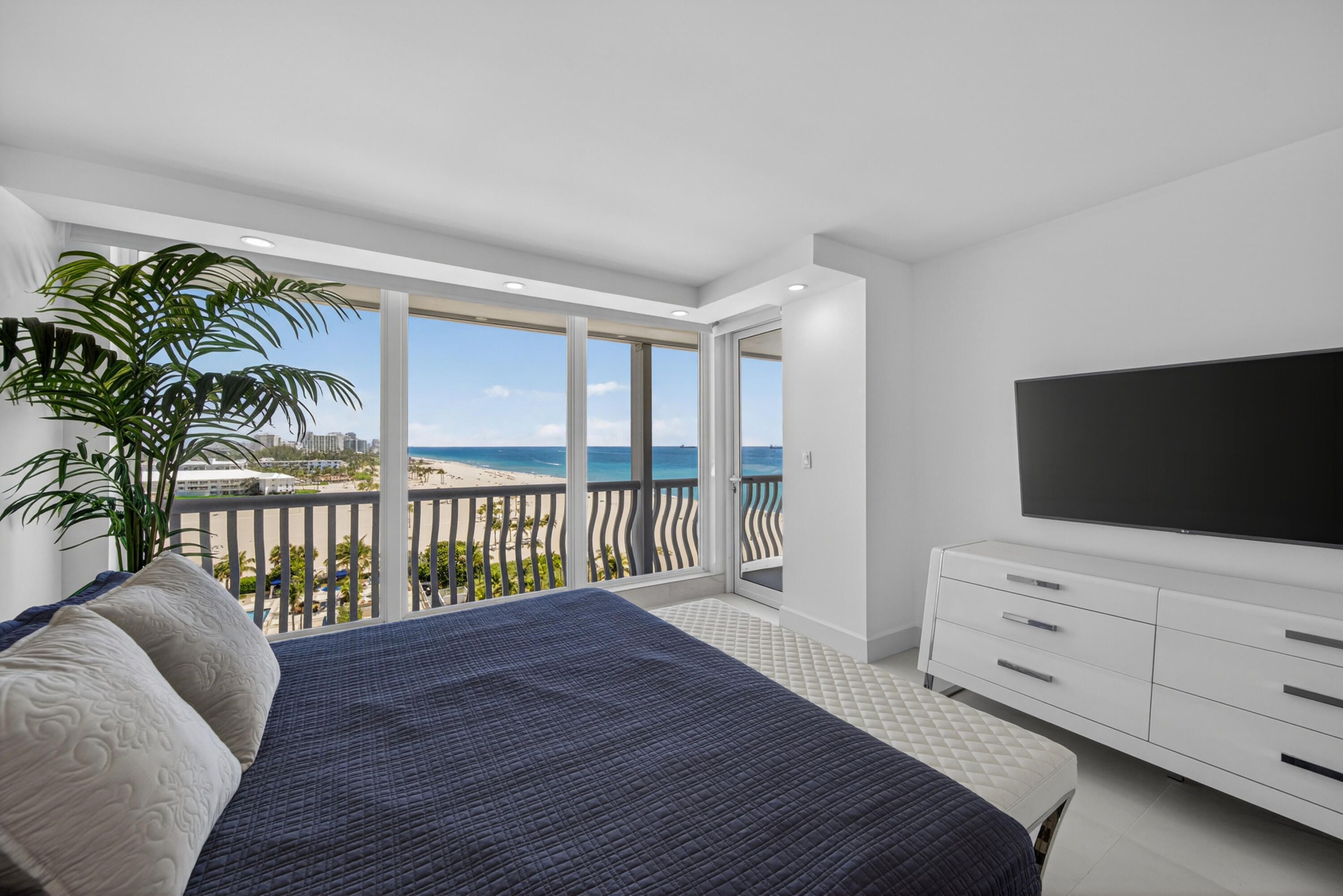 POINT OF AMERICAS PHASE II CONDO - Residential