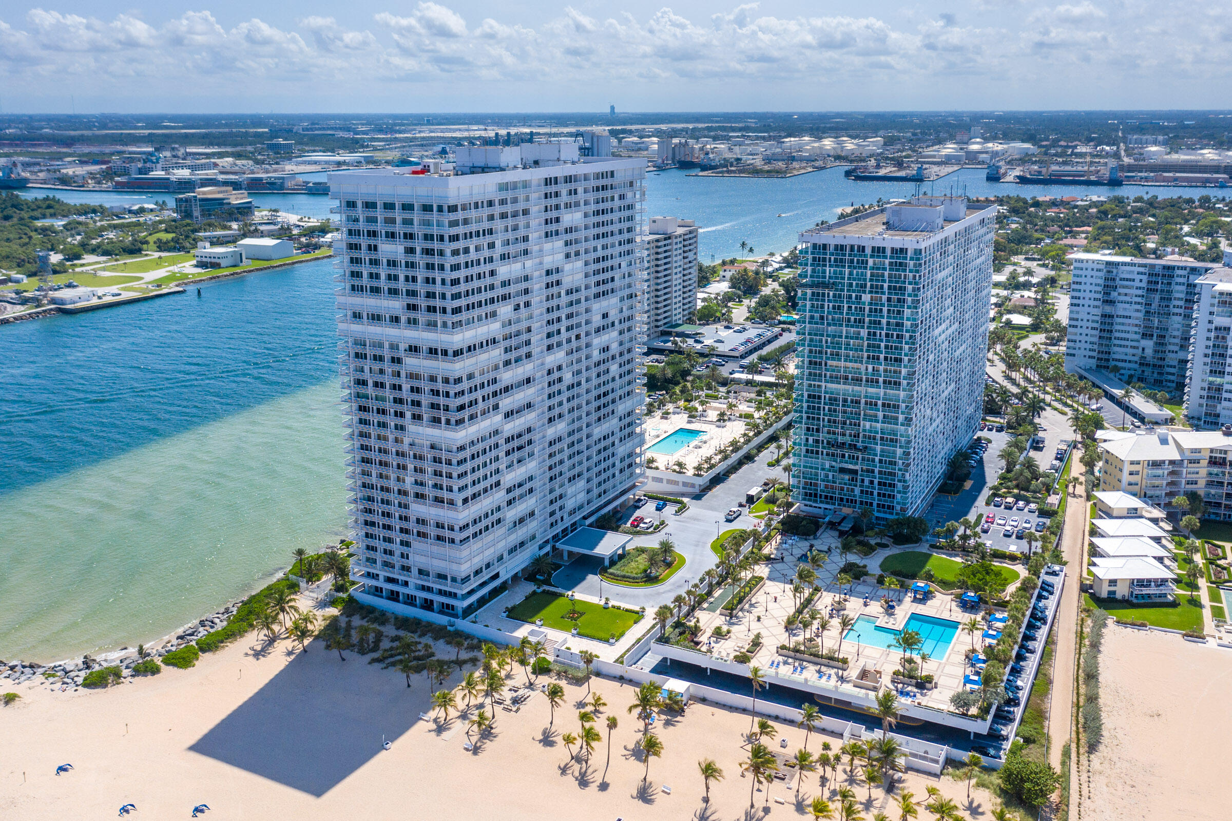 POINT OF AMERICAS PHASE II CONDO - Residential